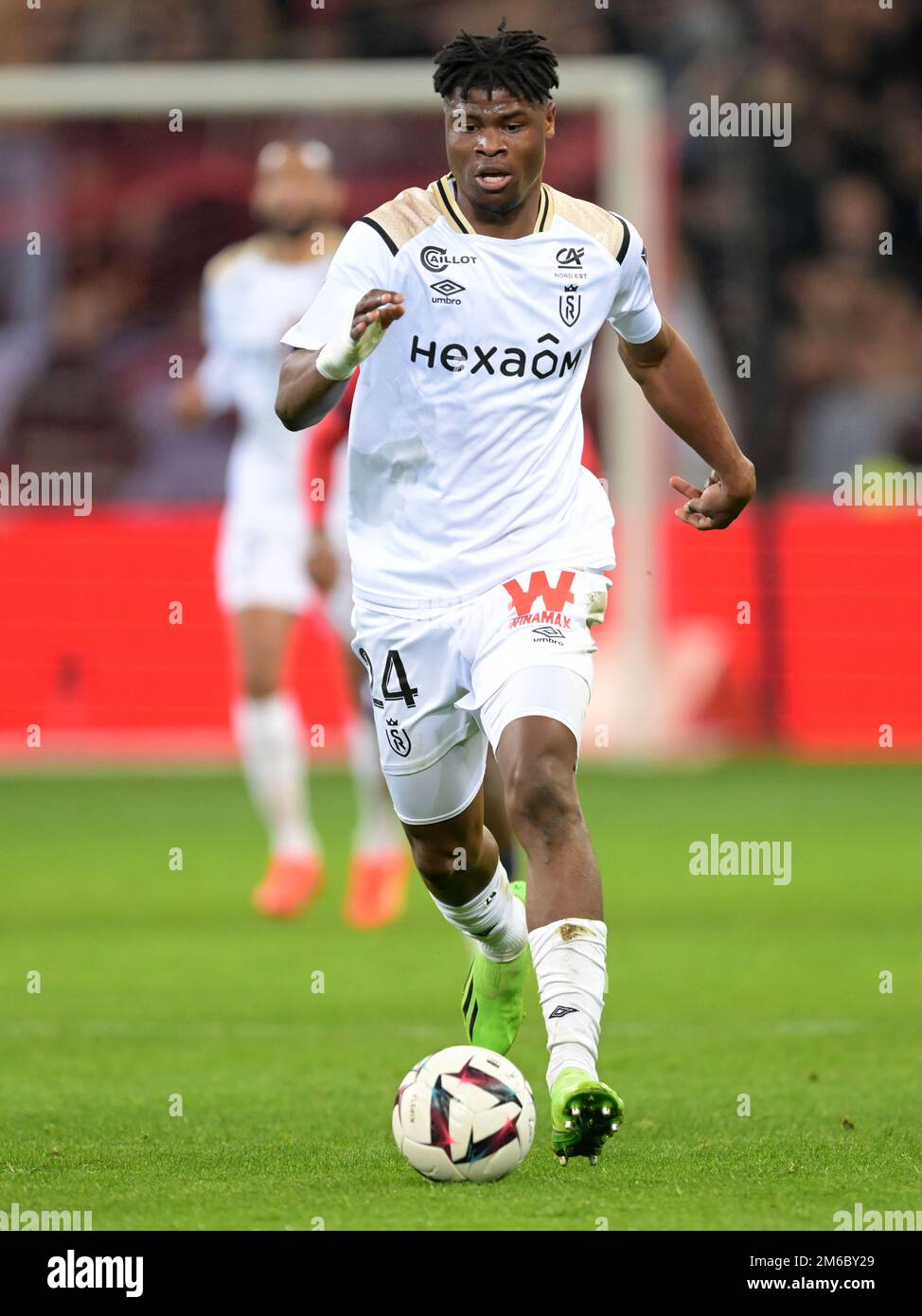 LILLE - Emmanuel Agbadou du Stade Reims lors du match de la Ligue française 1 entre Lille OSC et le Stade de Reims au stade Pierre-Mauroy sur 2 janvier 2022 à Lille, France. AP | hauteur néerlandaise | Gerrit van Cologne Banque D'Images