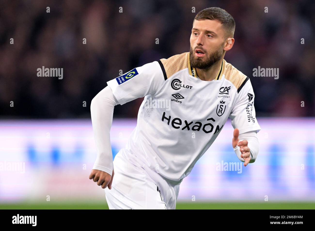 LILLE - Arber Zeneli du Stade Reims pendant le match de la Ligue française 1 entre Lille OSC et le Stade de Reims au stade Pierre-Mauroy sur 2 janvier 2022 à Lille, France. AP | hauteur néerlandaise | Gerrit van Cologne Banque D'Images