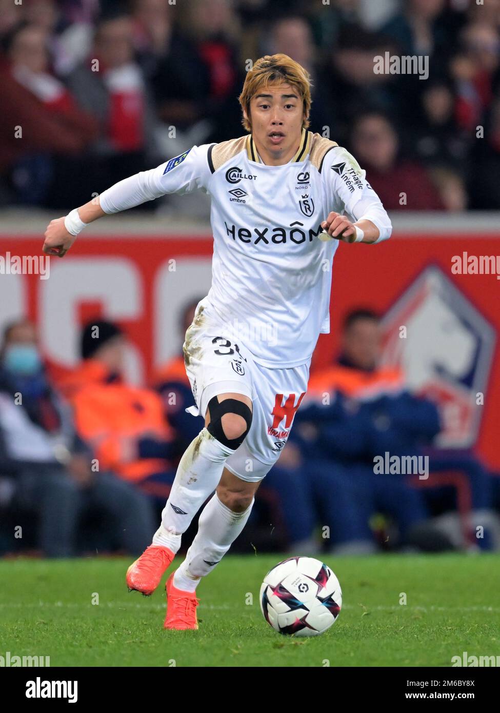 LILLE - Junya Ito du Stade Reims pendant le match de la Ligue française 1 entre Lille OSC et Stade de Reims au stade Pierre-Mauroy sur 2 janvier 2022 à Lille, France. AP | hauteur néerlandaise | Gerrit van Cologne Banque D'Images
