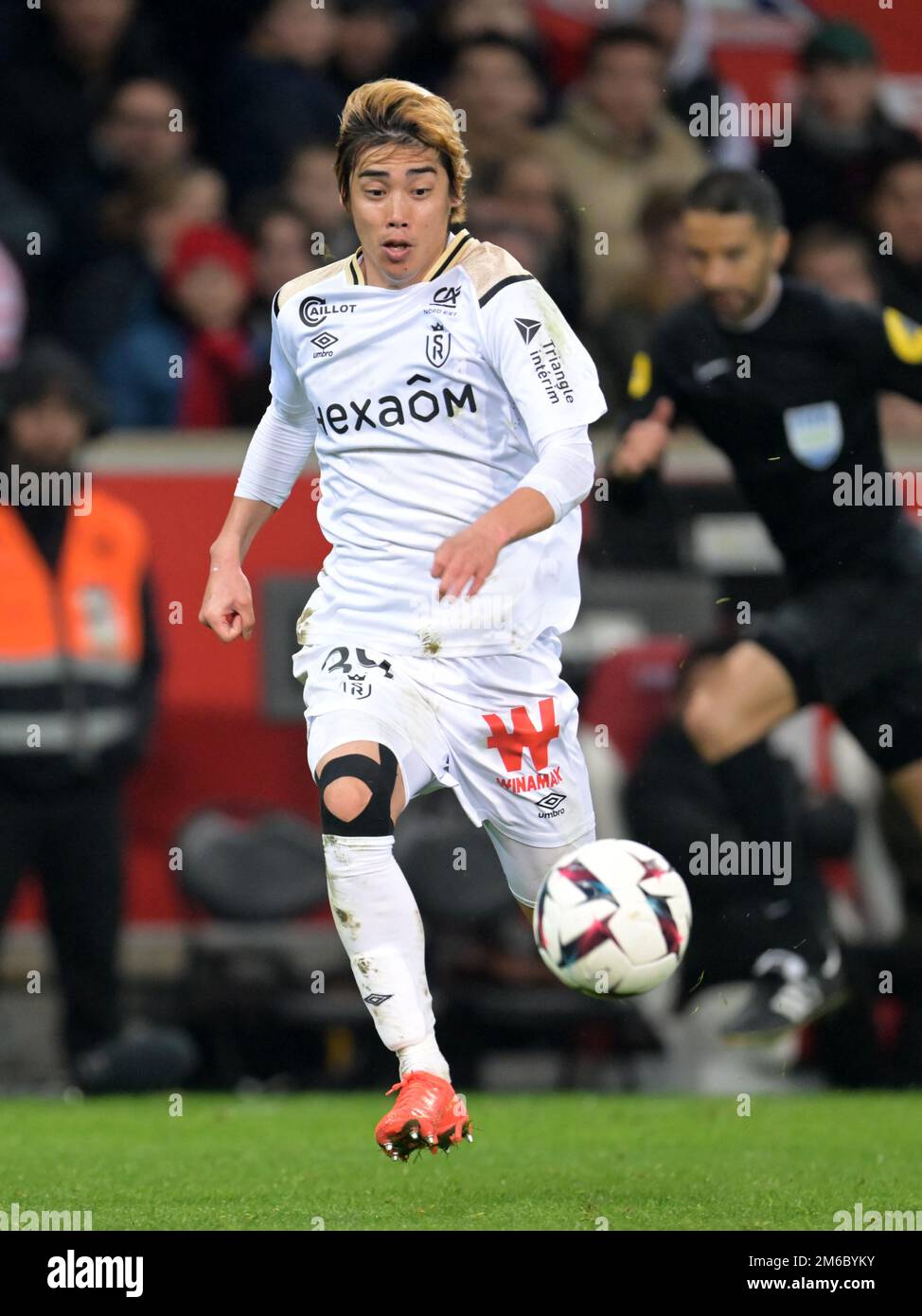 LILLE - Junya Ito du Stade Reims pendant le match de la Ligue française 1 entre Lille OSC et Stade de Reims au stade Pierre-Mauroy sur 2 janvier 2022 à Lille, France. AP | hauteur néerlandaise | Gerrit van Cologne Banque D'Images