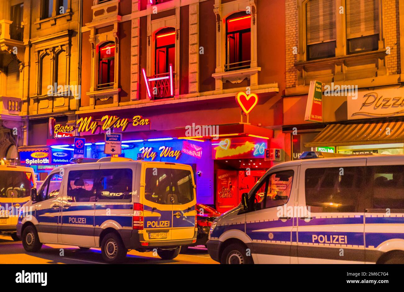 Opération de police dans le quartier rouge de Frankfurts Banque D'Images
