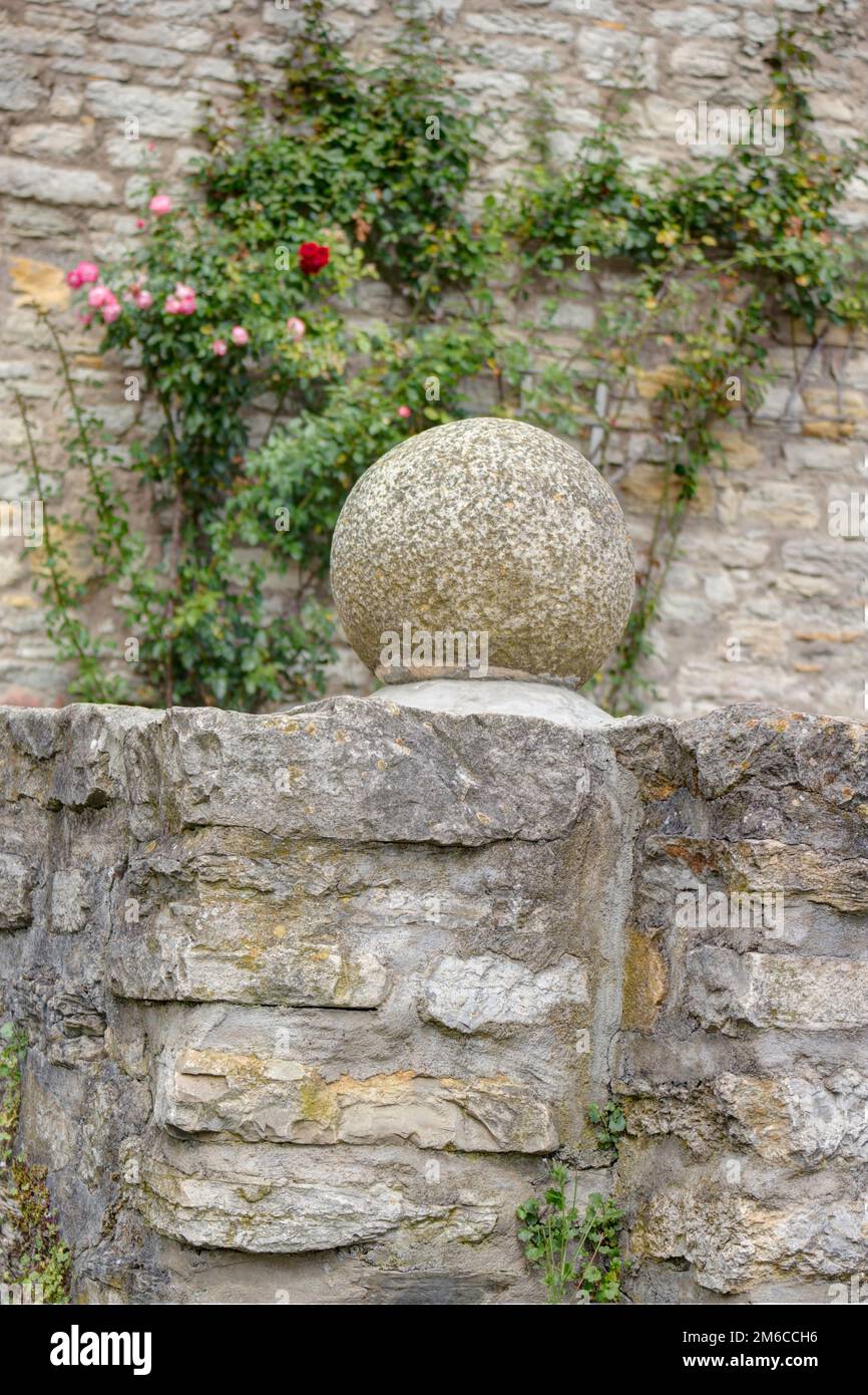 Décoration de la sphère en pierre Heldenburg, Château Burg Salzderhelden, Allemagne Banque D'Images