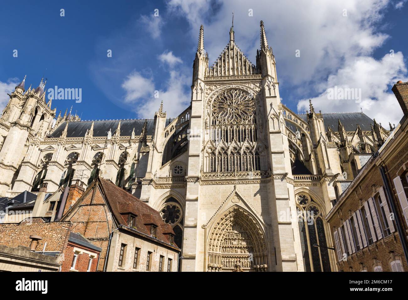 Vue sur la célèbre cathédrale d'Amiens à Amiens, hauts-de-France, France Banque D'Images
