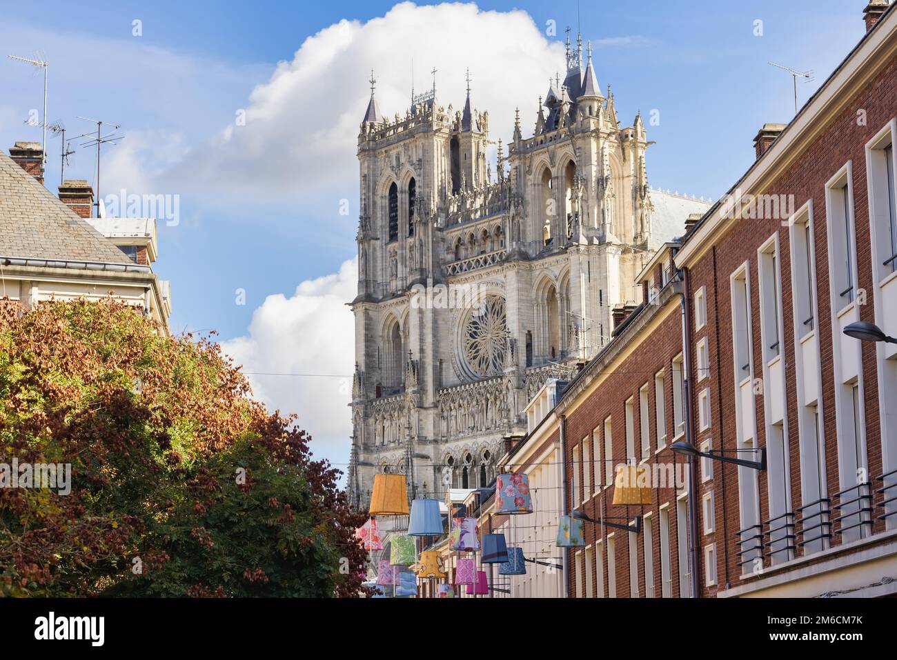 Vue sur la célèbre cathédrale d'Amiens à Amiens, hauts-de-France, France Banque D'Images