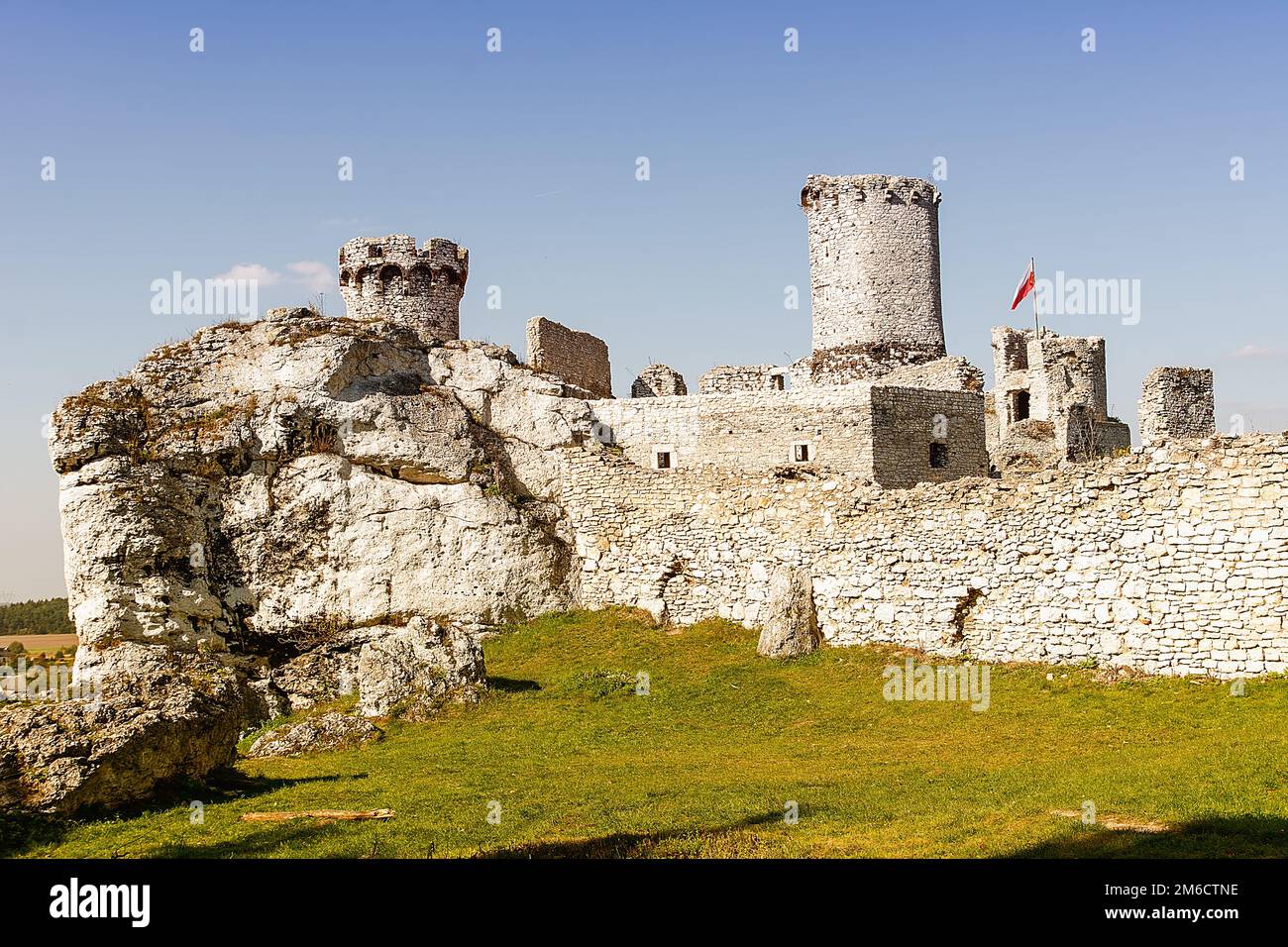 Ruines du château Ogrodzieniec à Podzamcze (Pologne) Banque D'Images