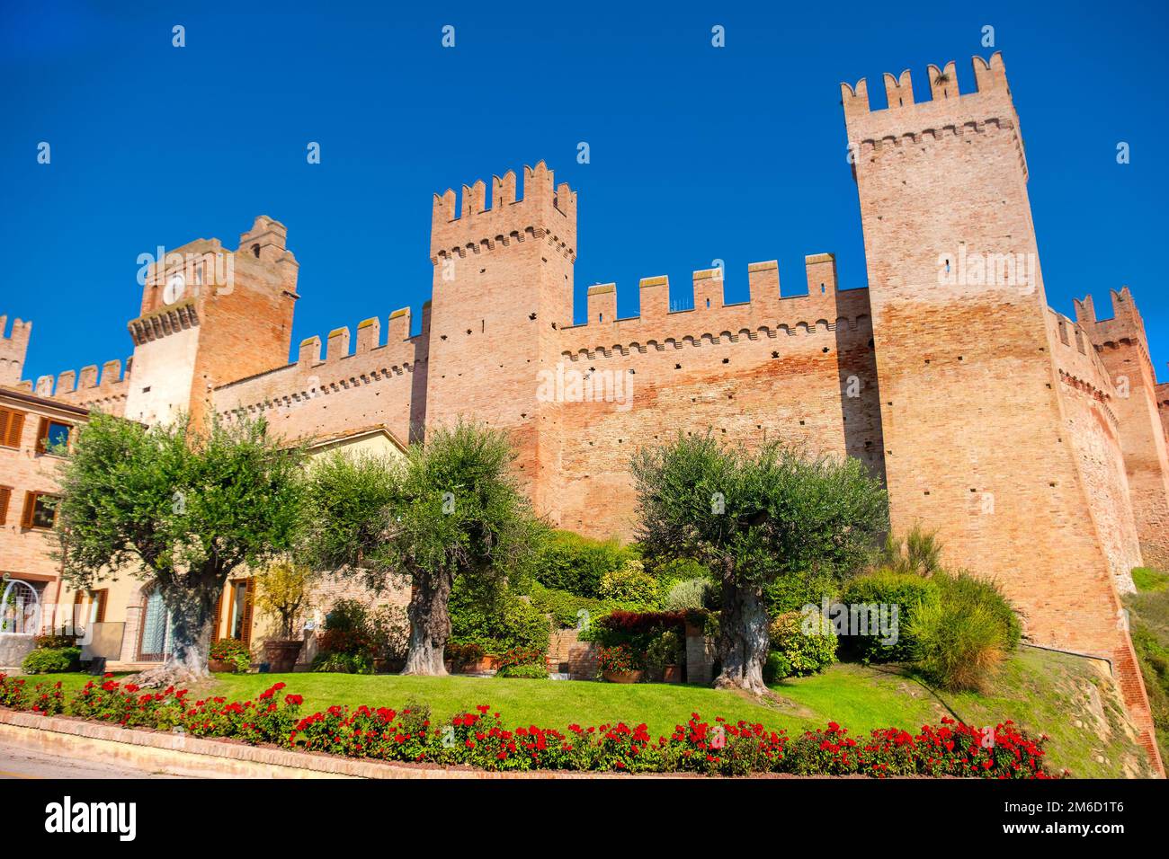 Gradara village fortifié murs - Pesaro Marche monument italien Banque D'Images