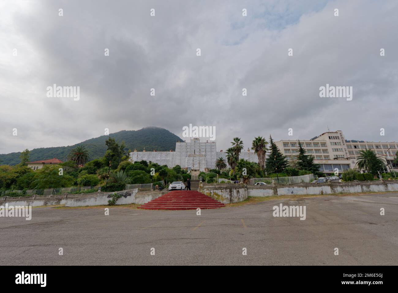 Vue sur l'hôtel Ramsar dans le comté de Ramsar dans la province de Mazandaran, en Iran Banque D'Images