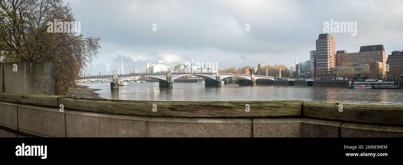 Londres- novembre 2022 : extérieur du pont Lambeth et de l'Organisation maritime internationale - un bâtiment du siège des Nations Unies Banque D'Images