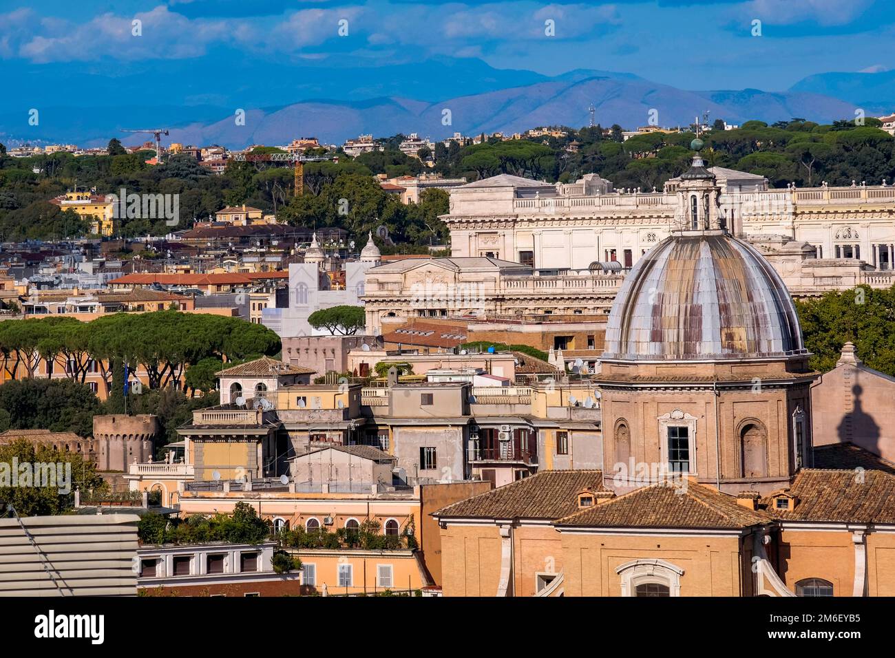 Vue panoramique du Belvédère del Gianicolo (colline du Janicule) - Rome, Italie Banque D'Images