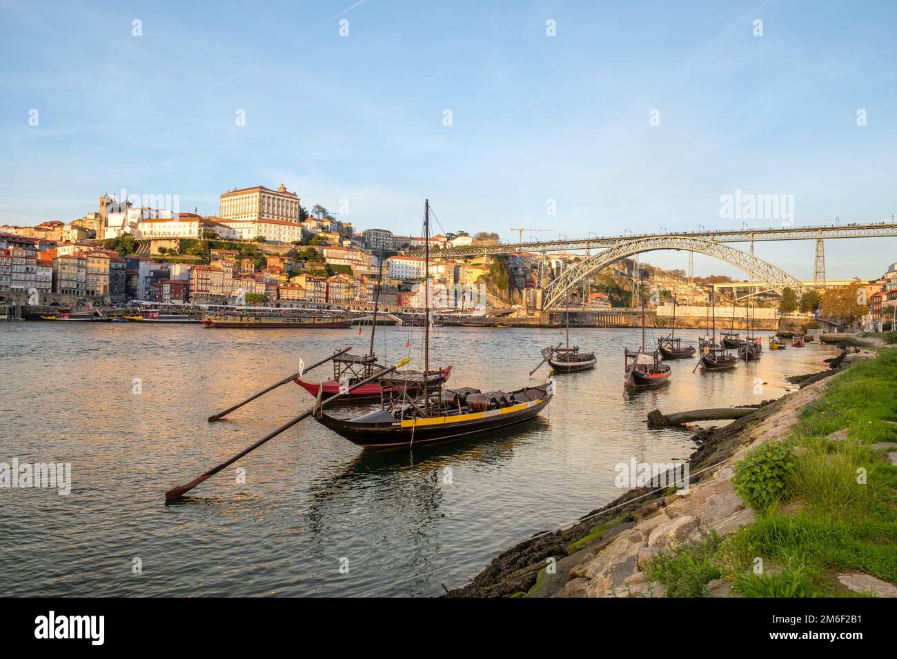 Bateaux Rabelo sur le Douro, Porto, Portugal Banque D'Images