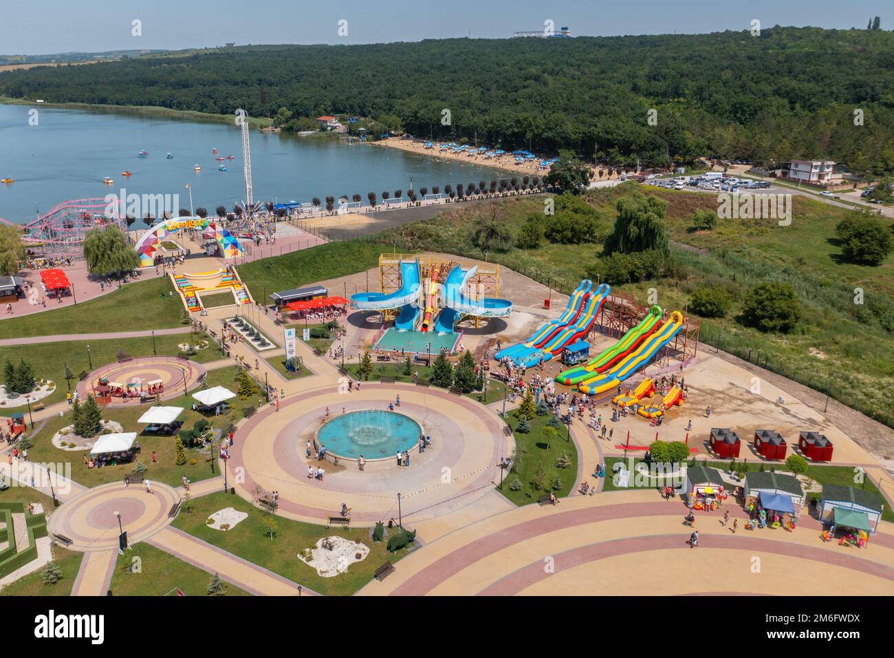 Orhei, Moldova, juillet 2021 : vue aérienne du parc d'attractions Orheiland Banque D'Images