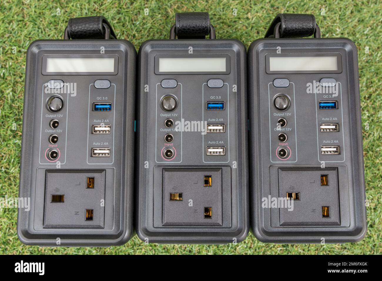 Plan de Beaudens 166Wh/52000mAh banque d'énergie solaire / générateur solaire. Unité de batterie rechargeable compacte et populaire pour une alimentation d'urgence. Voir Remarques Banque D'Images