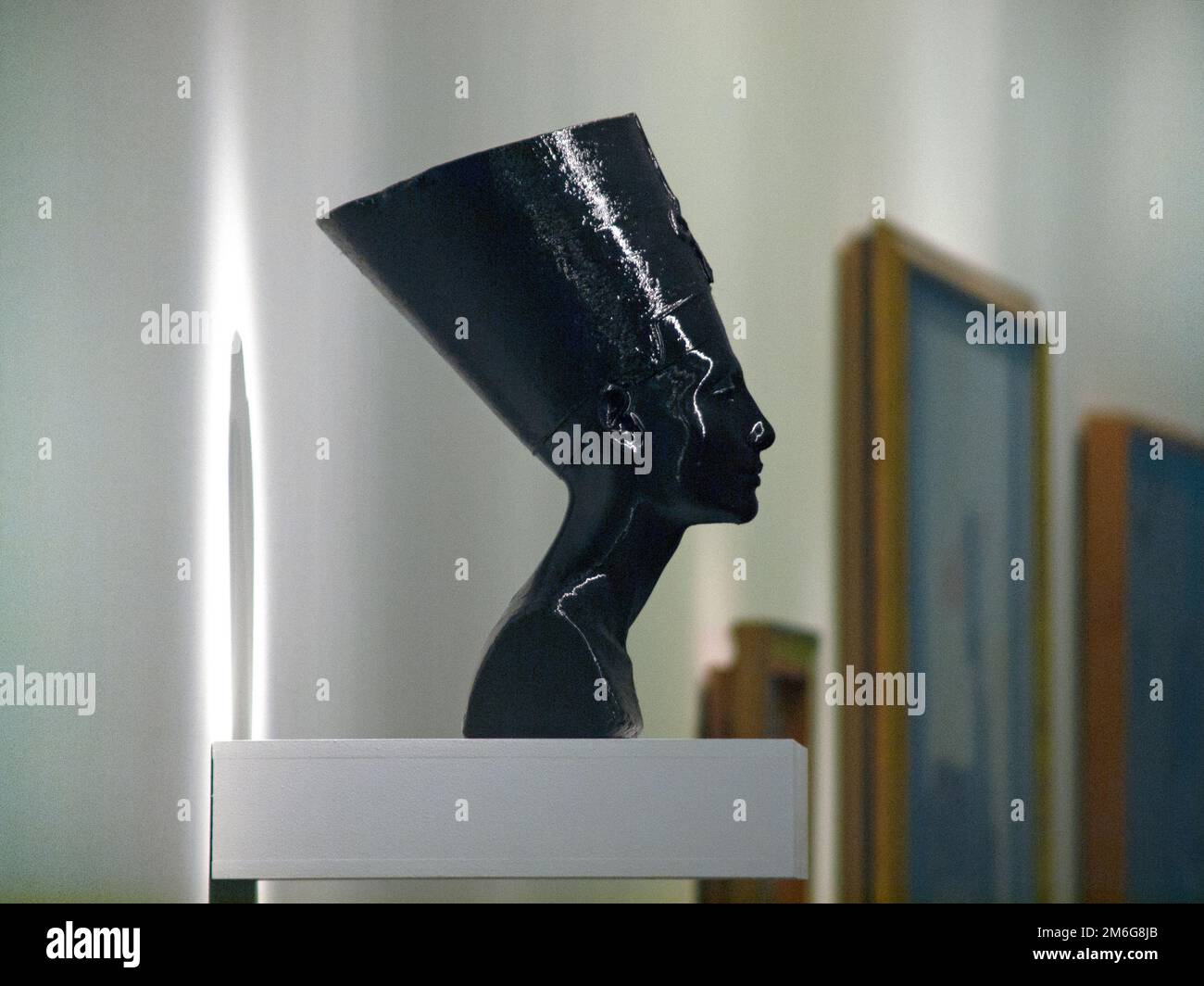 Un buste de la reine Nefertiti dans le Sainsbury Centre, Norwich Banque D'Images