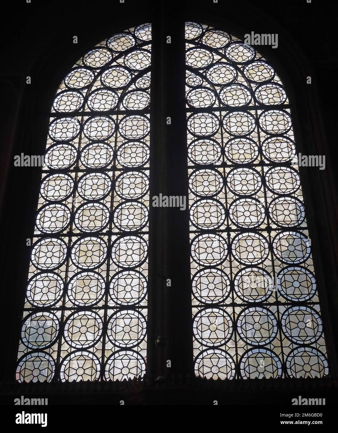 Cathedral Window St. Peter's Collegiate Church, Lich Gate, Wolverhampton, West Midlands, Angleterre, ROYAUME-UNI, WV1 1TY Banque D'Images