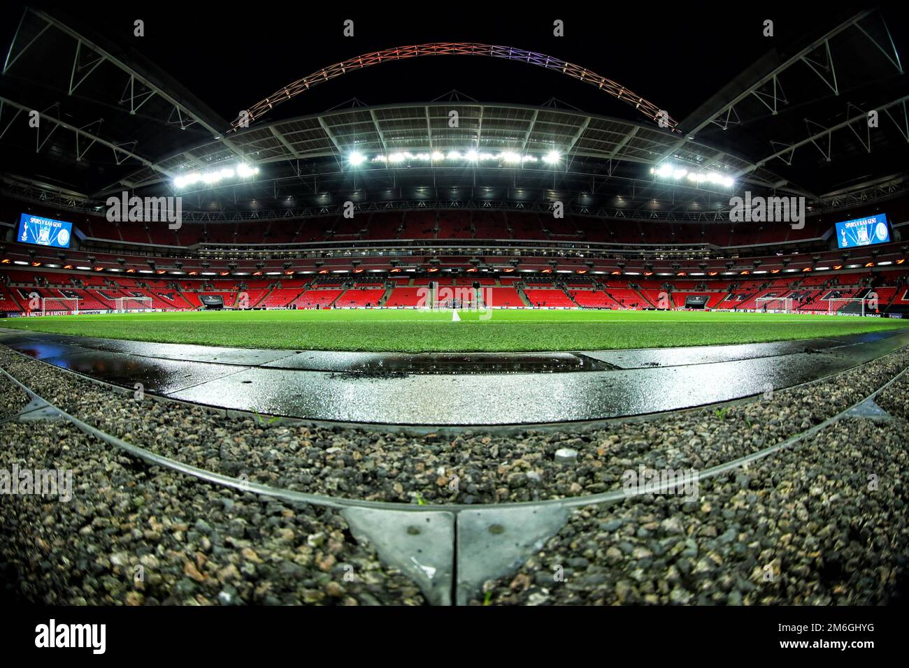 Stade Wembley, en avance sur le match - Tottenham Hotspur v KAA Gent, UEFA Europa League, Round of 32, second Leg, stade Wembley, Londres - 23rd février 2017. Banque D'Images