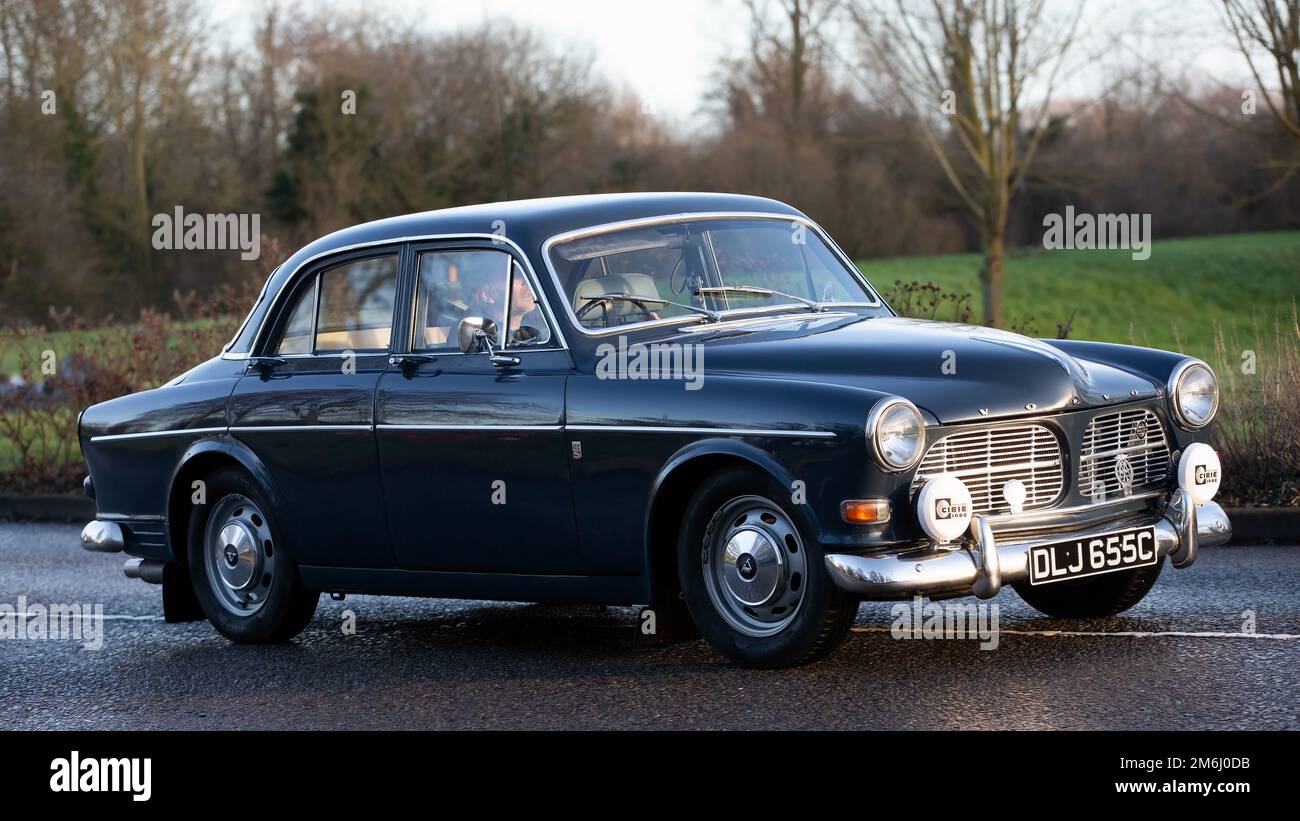 1965 voiture classique Volvo P120 bleue Banque D'Images
