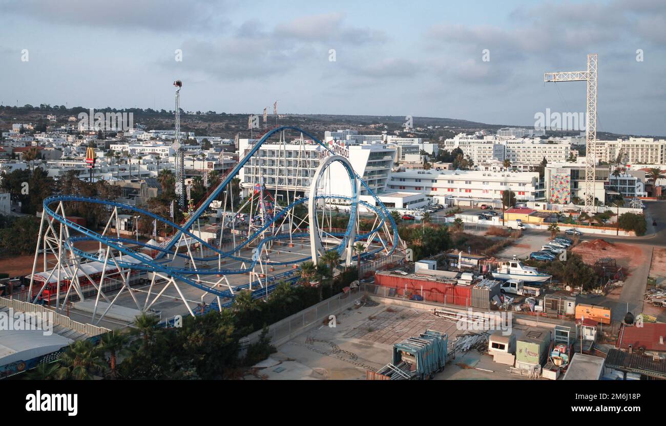 Ayia Napa, Chypre - 13 juin 2018: Ayia Napa station vue aérienne de la ville. Chypre Banque D'Images