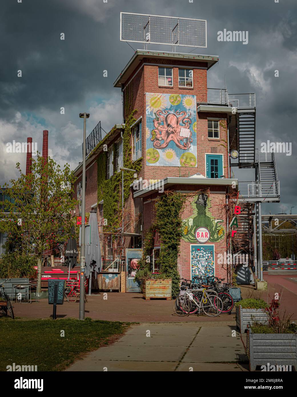 Le Ketelhuis à Eindhoven pays-Bas fait partie du site du patrimoine industriel de Strijp-S et était le bâtiment contenant la salle de bain Banque D'Images