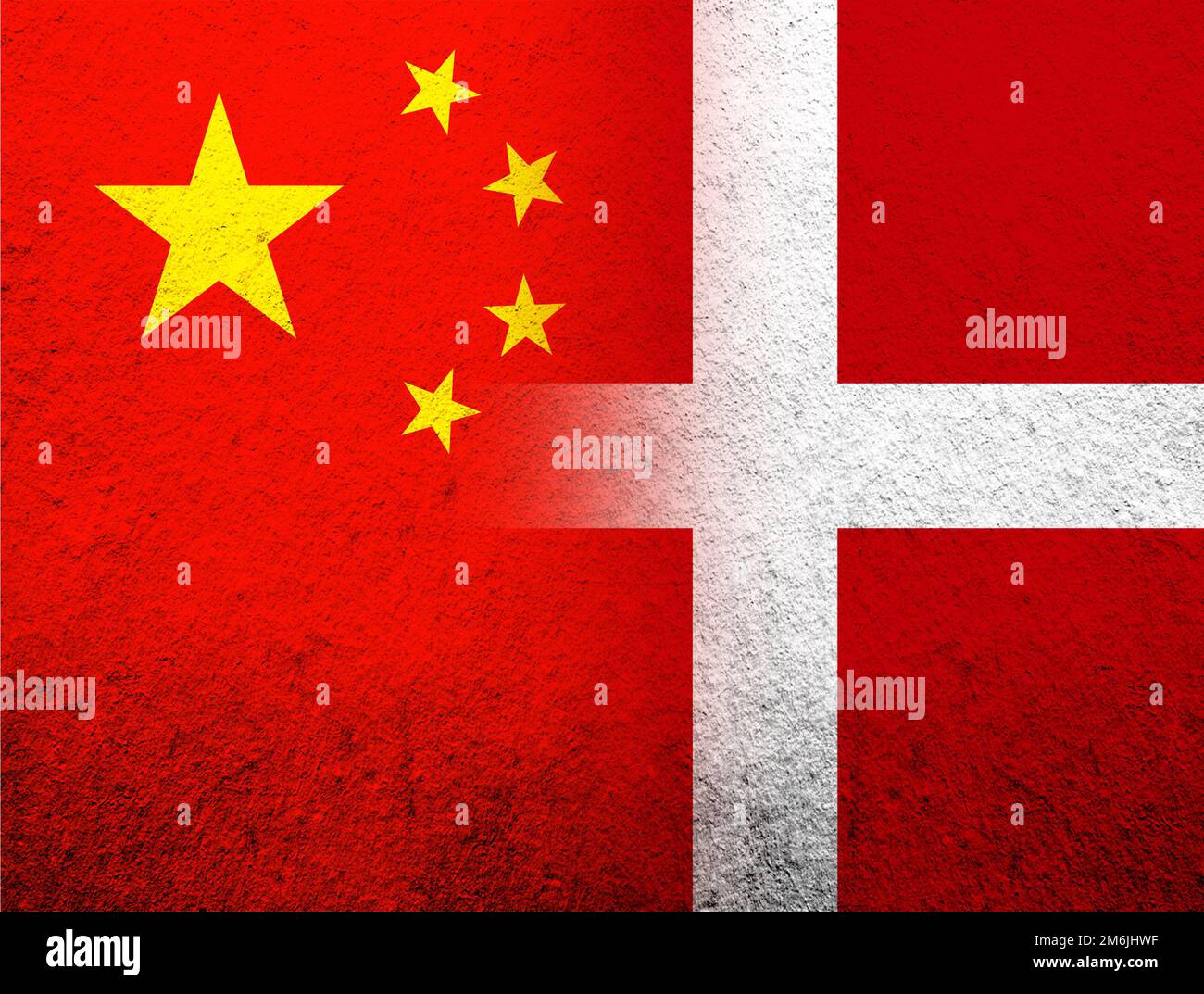 Le Royaume du Danemark drapeau national. Grunge le contexte avec le drapeau national de la République de Chine Banque D'Images