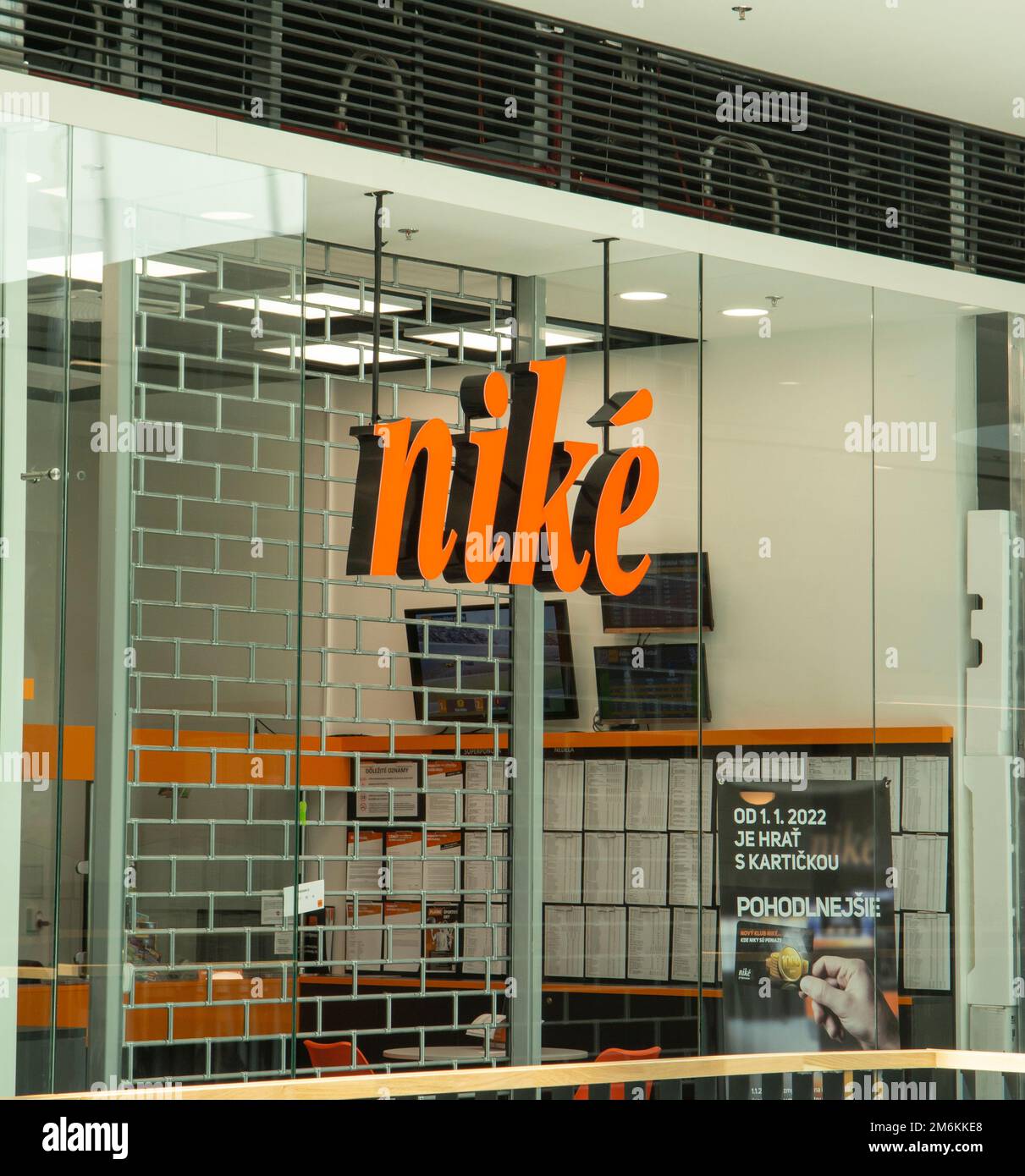 Nitra, Slovaquie - 19 juin 2022 : boutique Nike dans le centre commercial. Nike Paris Company slovaquie. Banque D'Images