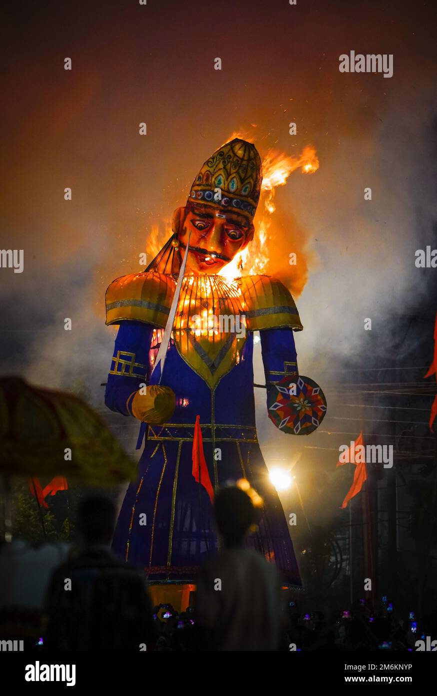 Ravan Dahan, selon la culture hindoue, les effigies de Ravana sont brûlées sur Vijayadashami, en Inde à de nombreux endroits, Ravana brûlant à dussehra festival, Banque D'Images