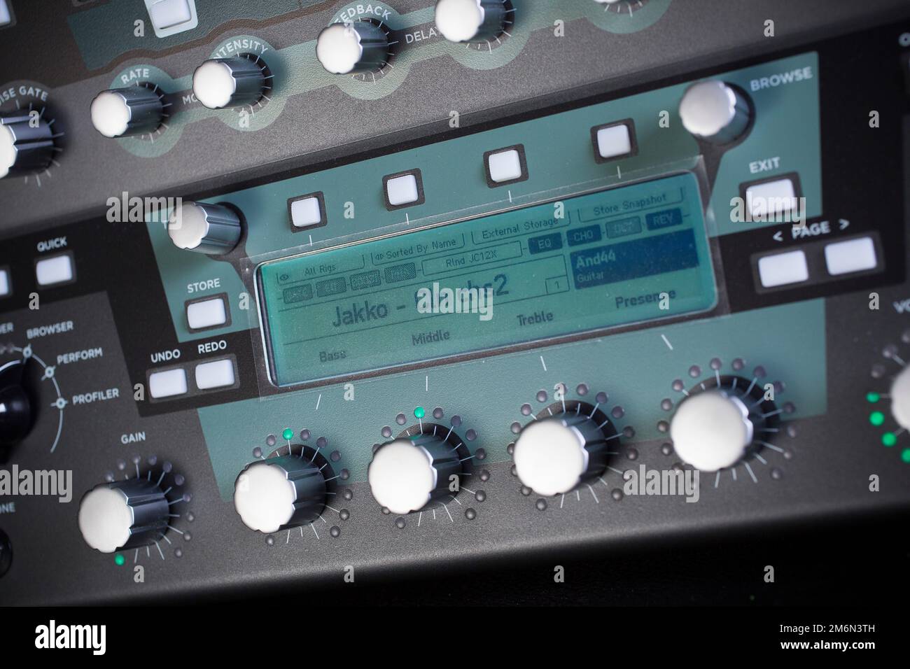 Un Kemper Profiler utilisé par Jakko Jakszyk dans sa configuration de guitare photographié aux Elstree Studios, Londres. Banque D'Images
