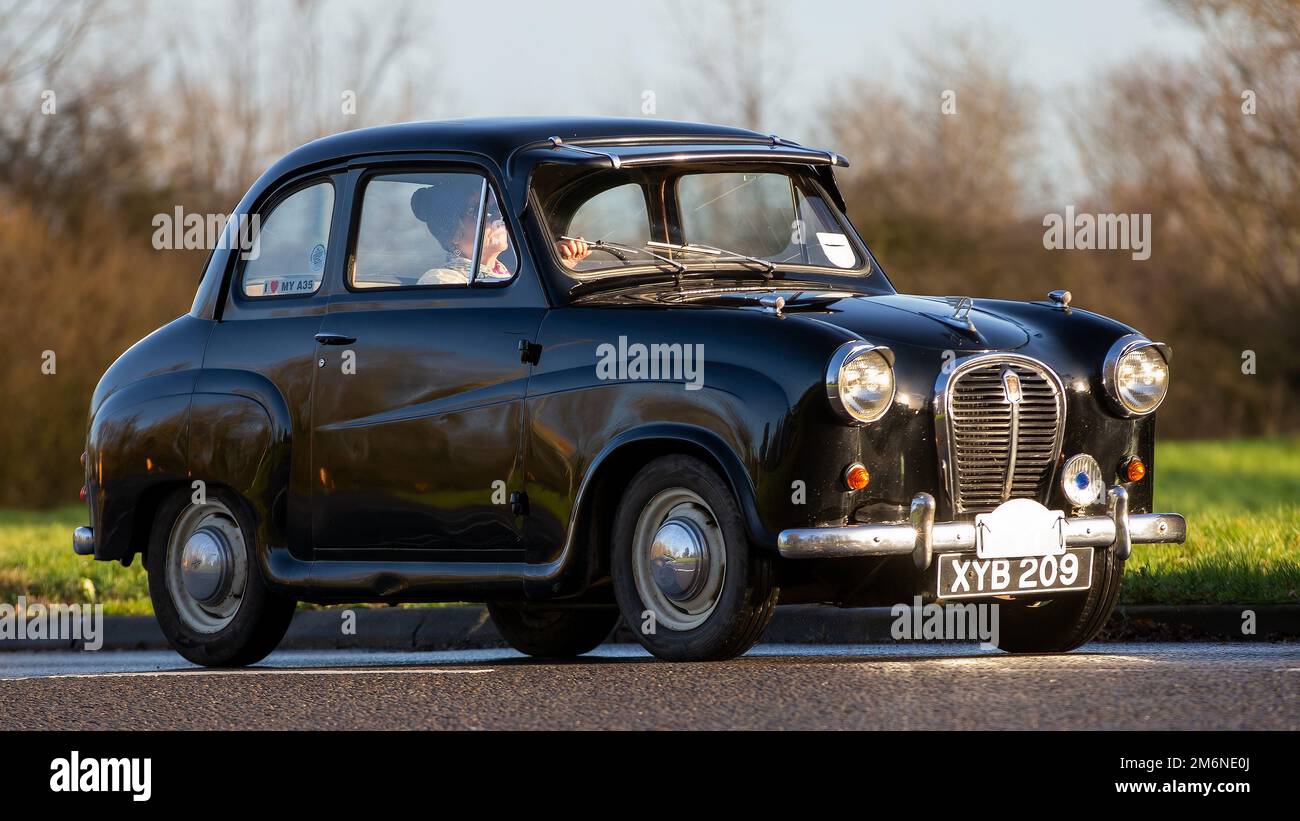 1957 voiture classique Austin A35 noire Banque D'Images