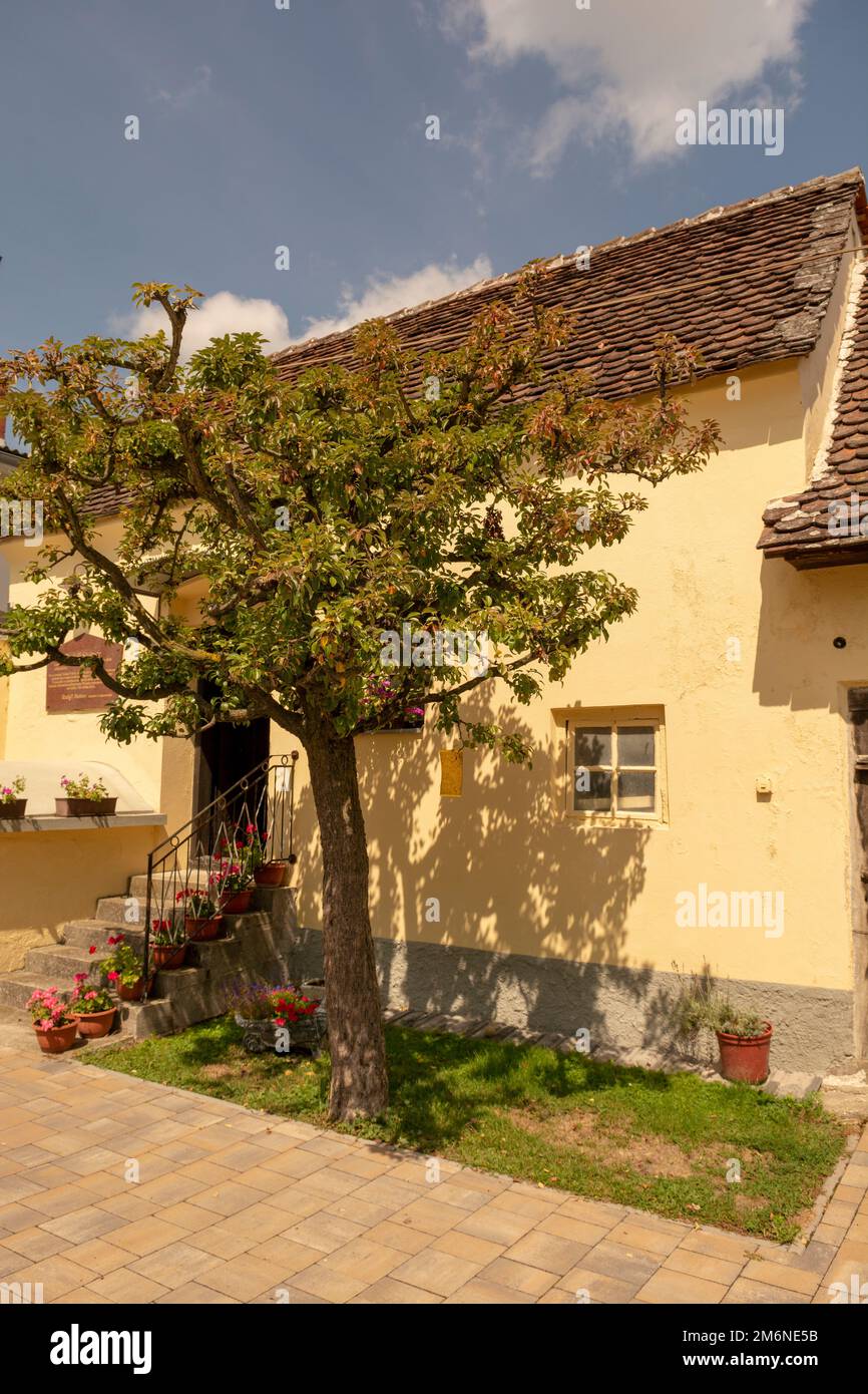 Donji Kraljevec, Croatie - 14 août 2022 : la maison où est né Rudolf Steiner. Lieu de naissance. Banque D'Images