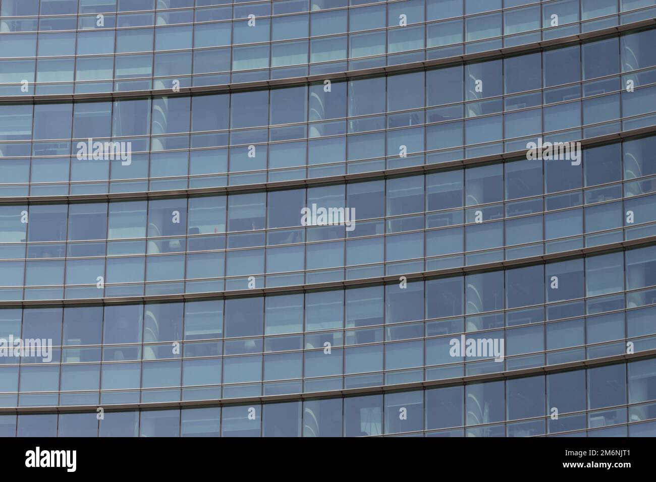 Milan, Italie - 15 mars 2024 : détail du gratte-ciel de la tour Unicredit sur la Piazza Gae Aulenti, quartier résidentiel et d'affaires de Porta Nuova. Banque D'Images
