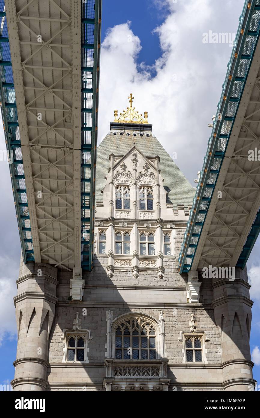 LONDRES, ROYAUME-UNI - AOÛT 22. Vue rapprochée du Tower Bridge de Londres sur 22 août 2014 Banque D'Images