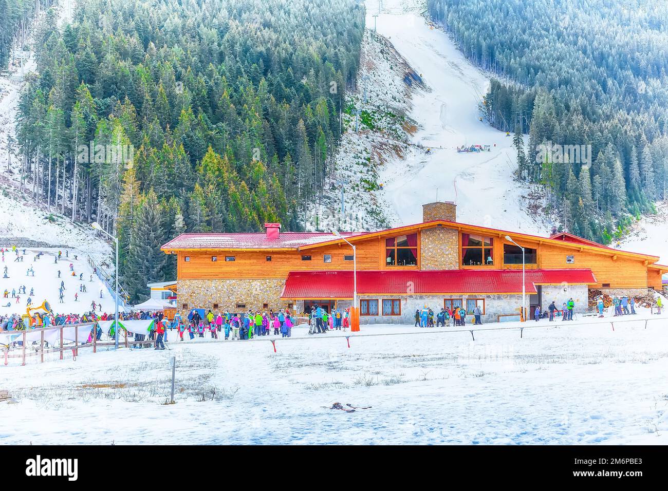 Scène hivernale, Pamporovo, une célèbre station de ski, montagnes