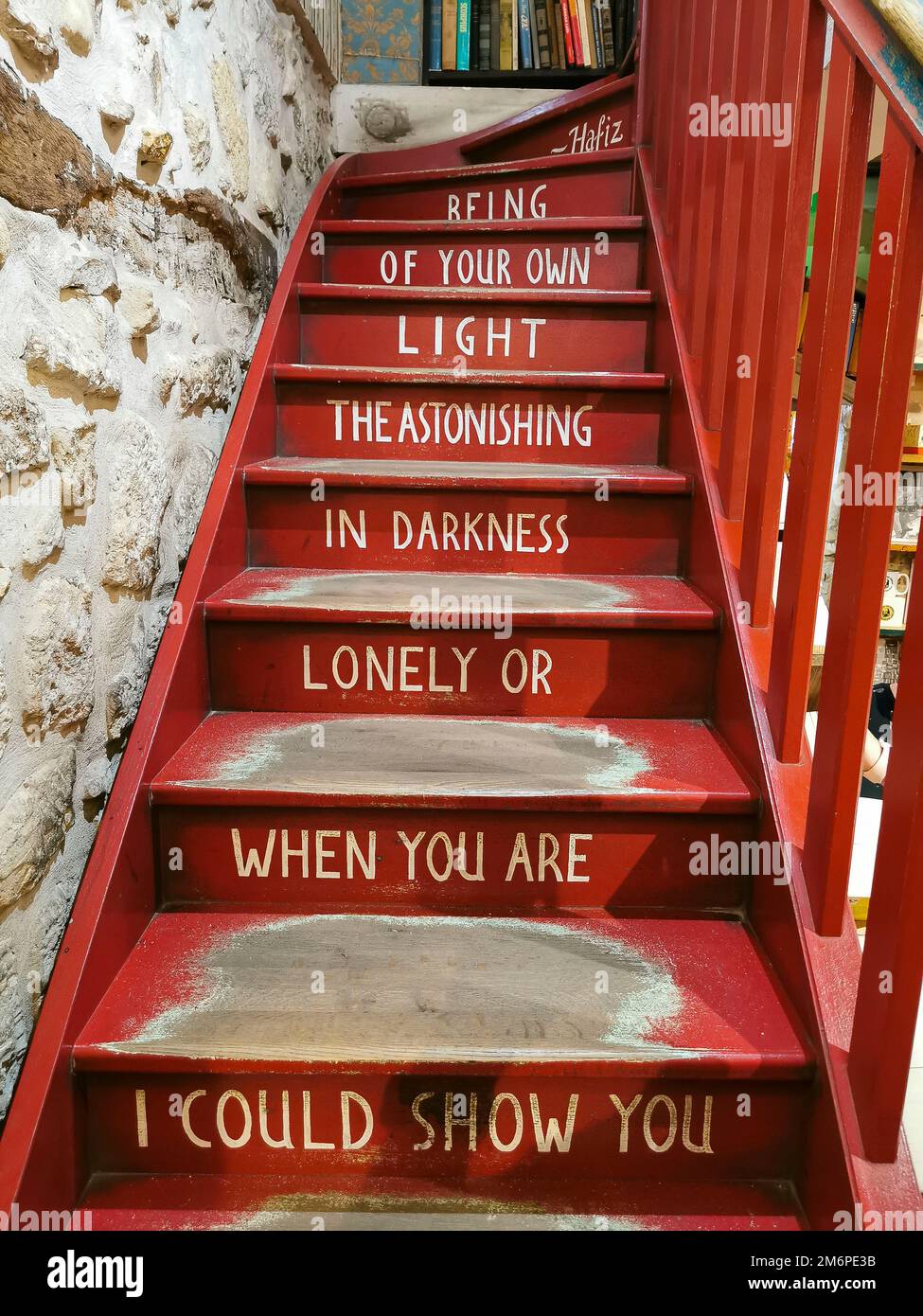 France, Paris, Shakespeare and Company (également connue sous le nom de City Lights Bookshop) est une librairie de langue anglaise emblématique ouverte en 1951 par George Whitman, Banque D'Images