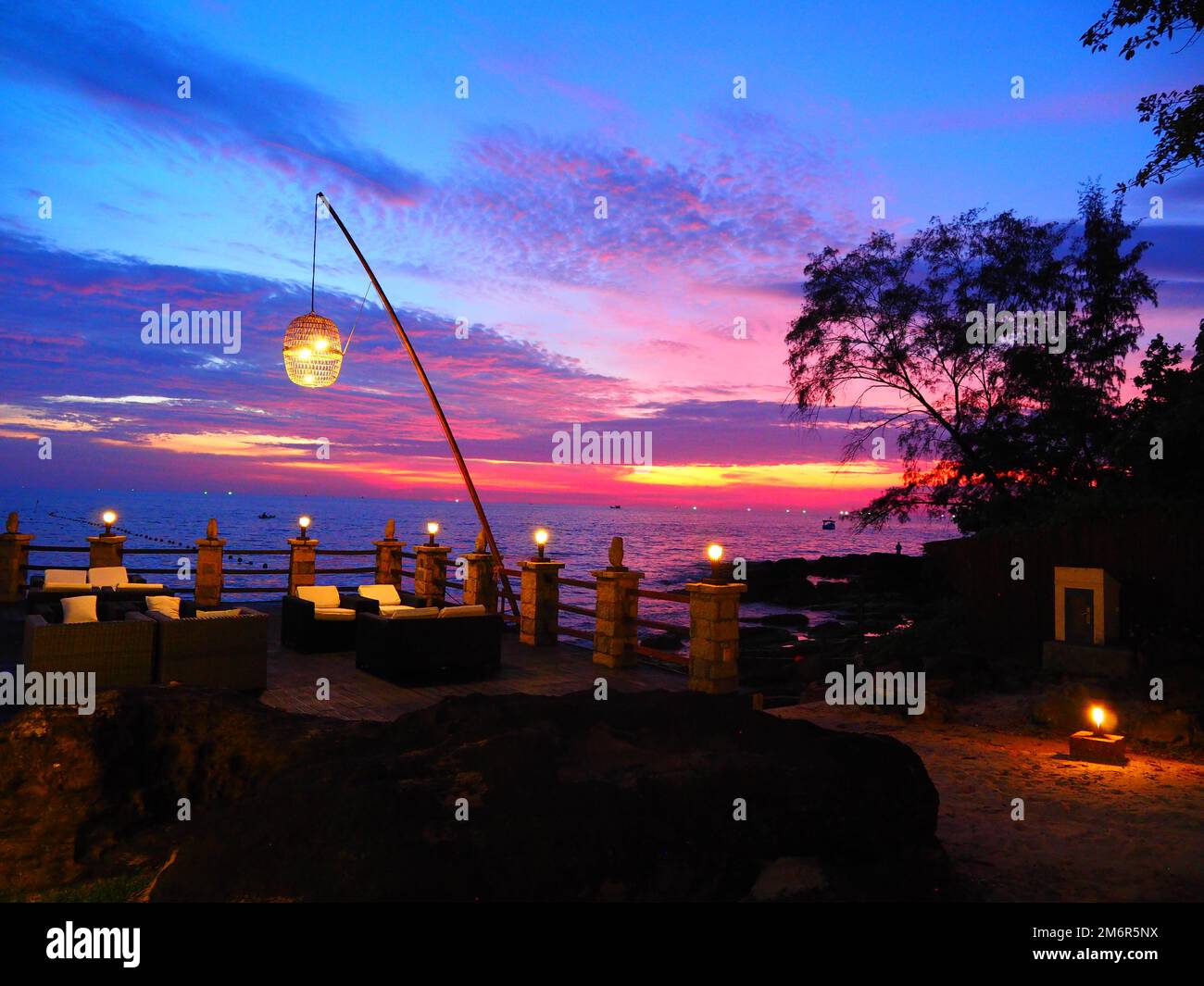 Détendez-vous, coucher de soleil sur le golfe de Thaïlande, Phu Quoc, Vietnam, Asie du Sud-est #Asie #Vietnam #aroundtheworld #slowTravel #paysages Banque D'Images
