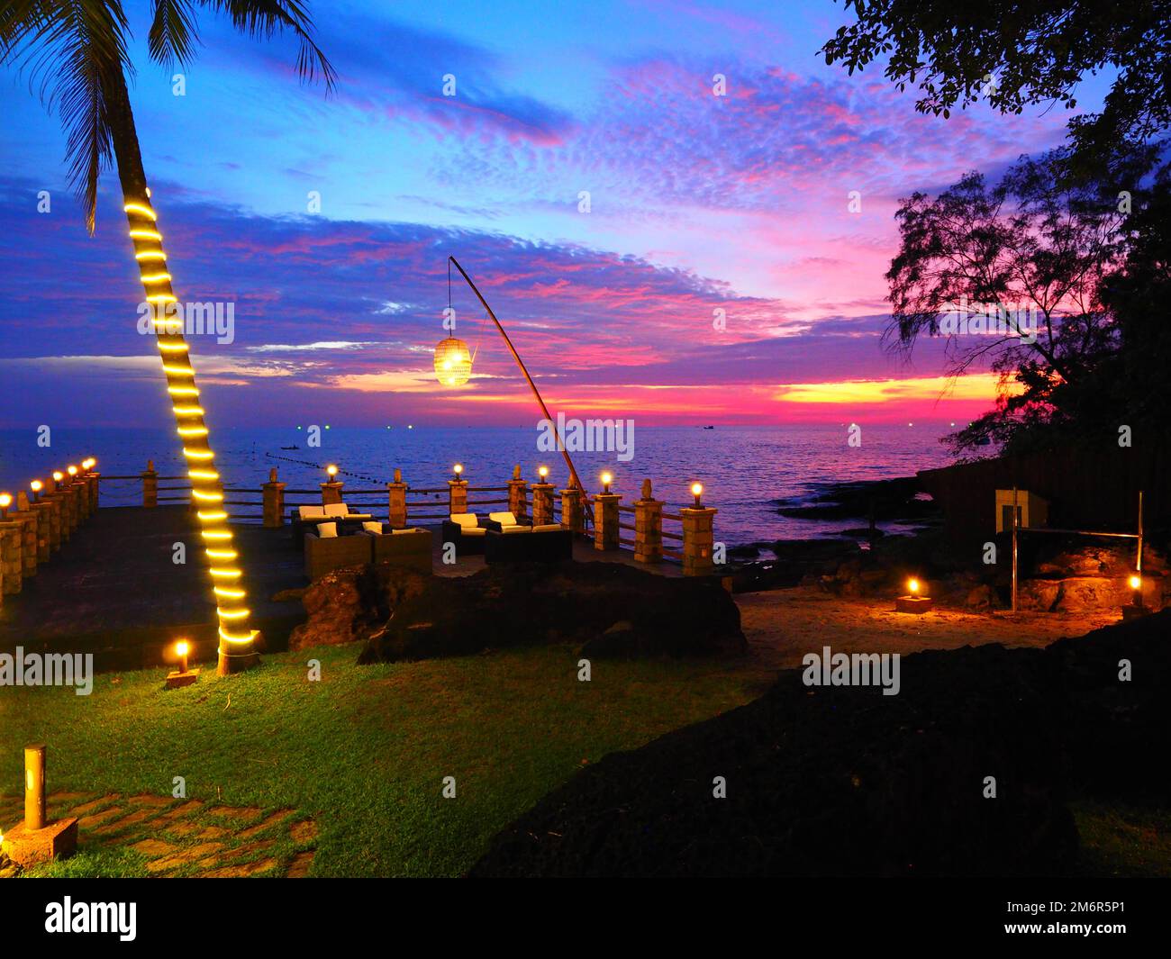 Détendez-vous, coucher de soleil sur le golfe de Thaïlande, Phu Quoc, Vietnam, Asie du Sud-est #Asie #Vietnam #aroundtheworld #slowTravel #paysages Banque D'Images