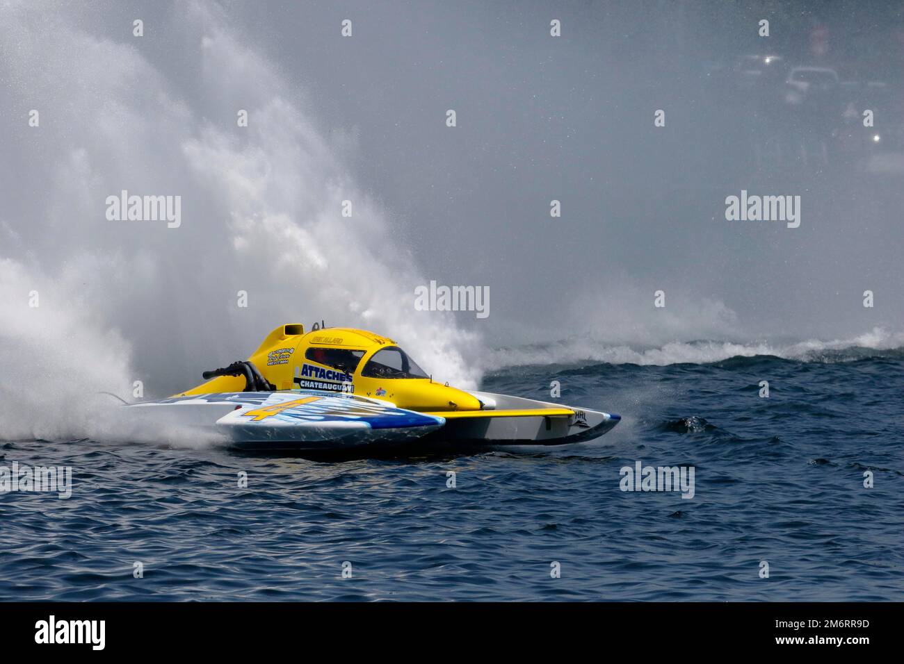 Courses d'Hydroplane sur le fleuve Saint-Laurent, Valleyfield, Québec, Canada Banque D'Images