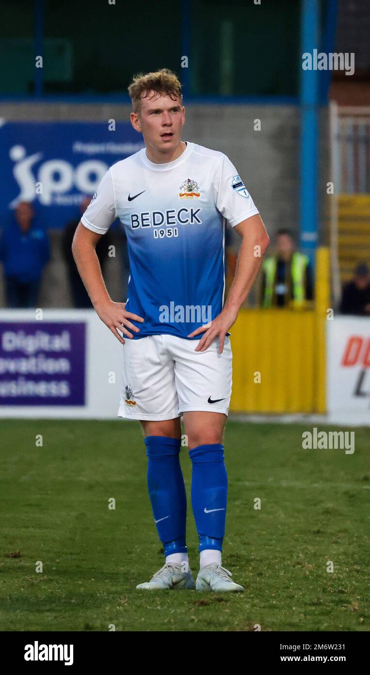 Mournview Park, Lurgan, Comté d'Armagh, Irlande du Nord, Royaume-Uni. 30 août 2022. Danske Bank Premiership – Glenavon c. Newry City. Peter Campbell (10), joueur de Glenavon, en action pendant le match de la Danske Bank Irish League. Banque D'Images