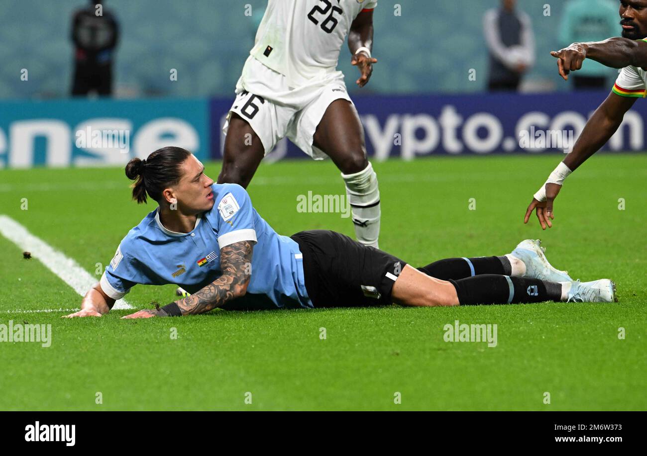 Darwin NUNEZ, Daniel AMARTEY en action pendant le match de groupe de la coupe du monde FIFA 2022 entre le Ghana et l'Uruguay, stade Al Janoub, Doha, 02/12/2022 avec: Darwin NUNEZ, Daniel AMARTEY où: Doha, Qatar quand: 02 déc 2022 crédit: Anthony Stanley/WENN Banque D'Images