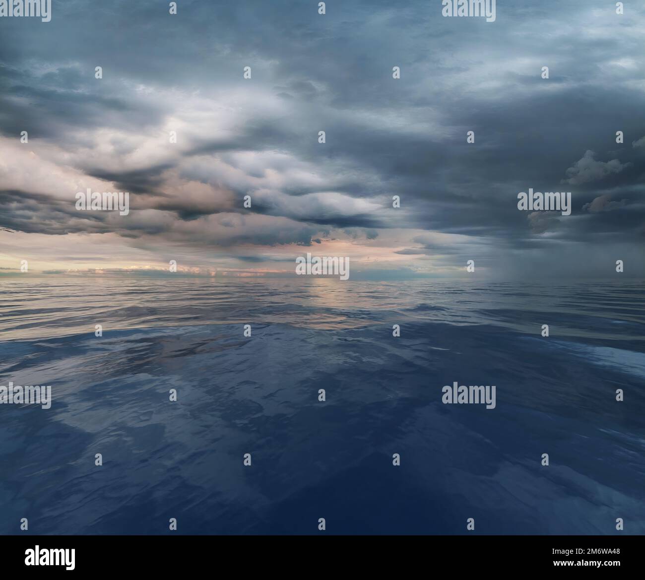 Calme avant la tempête sur un plan d'eau tranquille Banque D'Images