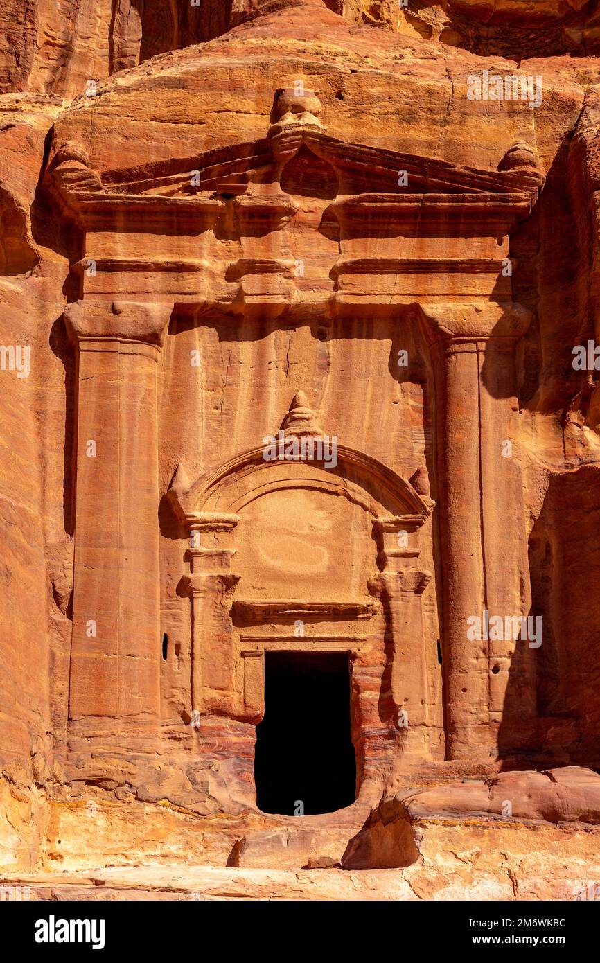 Façade du tombeau de la Renaissance à Petra, Jordanie Banque D'Images