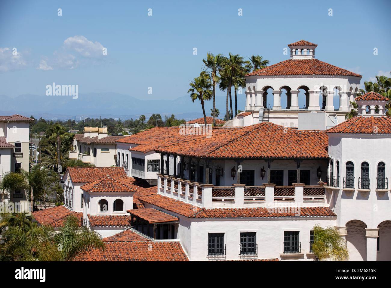 Vue sur le centre-ville de Costa Mesa, Californie, États-Unis. Banque D'Images