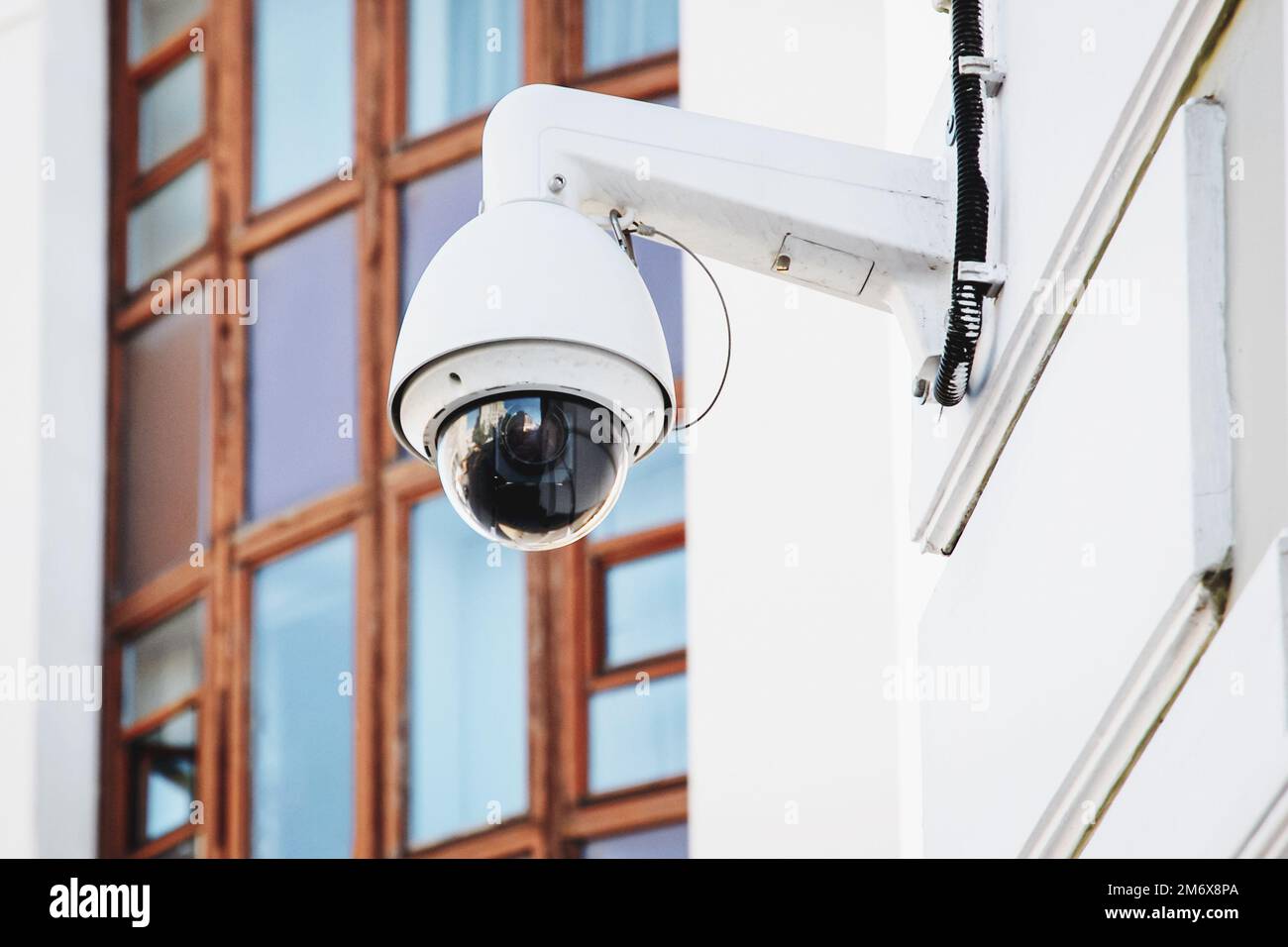 Caméra CCTV dans le bâtiment, caméra de surveillance de sécurité extérieure Banque D'Images