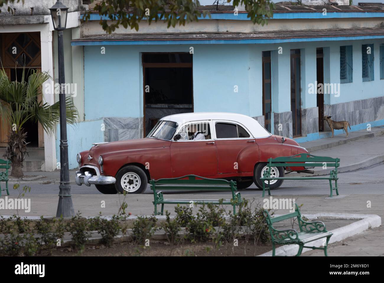 Voitures vintage à Cuba American Classic Banque D'Images
