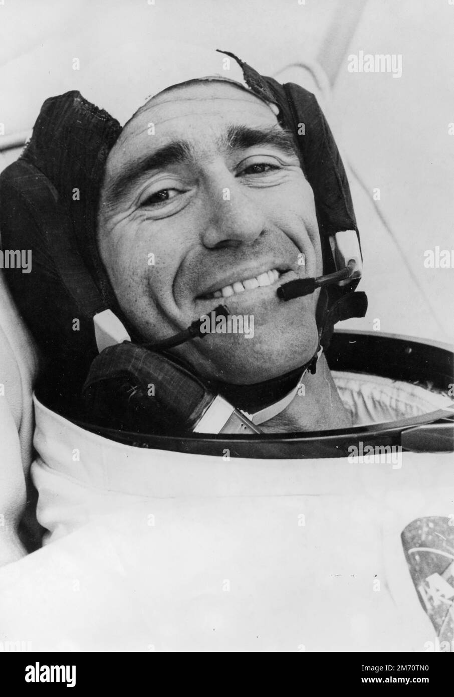 Cape Canaveral, États-Unis. 11th octobre 1968. L'astronaute de la NASA Walter Cunningham, pilote de module lunaire pour la mission Apollo 7, s'est mis en route avant le lancement au Centre spatial Kennedy, à 11 octobre 1968, au Cap Canaveral, en Floride. Cunningham meurt 4 janvier 2023 à l'âge de 90 ans, le dernier membre survivant de la mission Apollo 7 de la NASA. Credit: Planetpix/Alamy Live News Banque D'Images