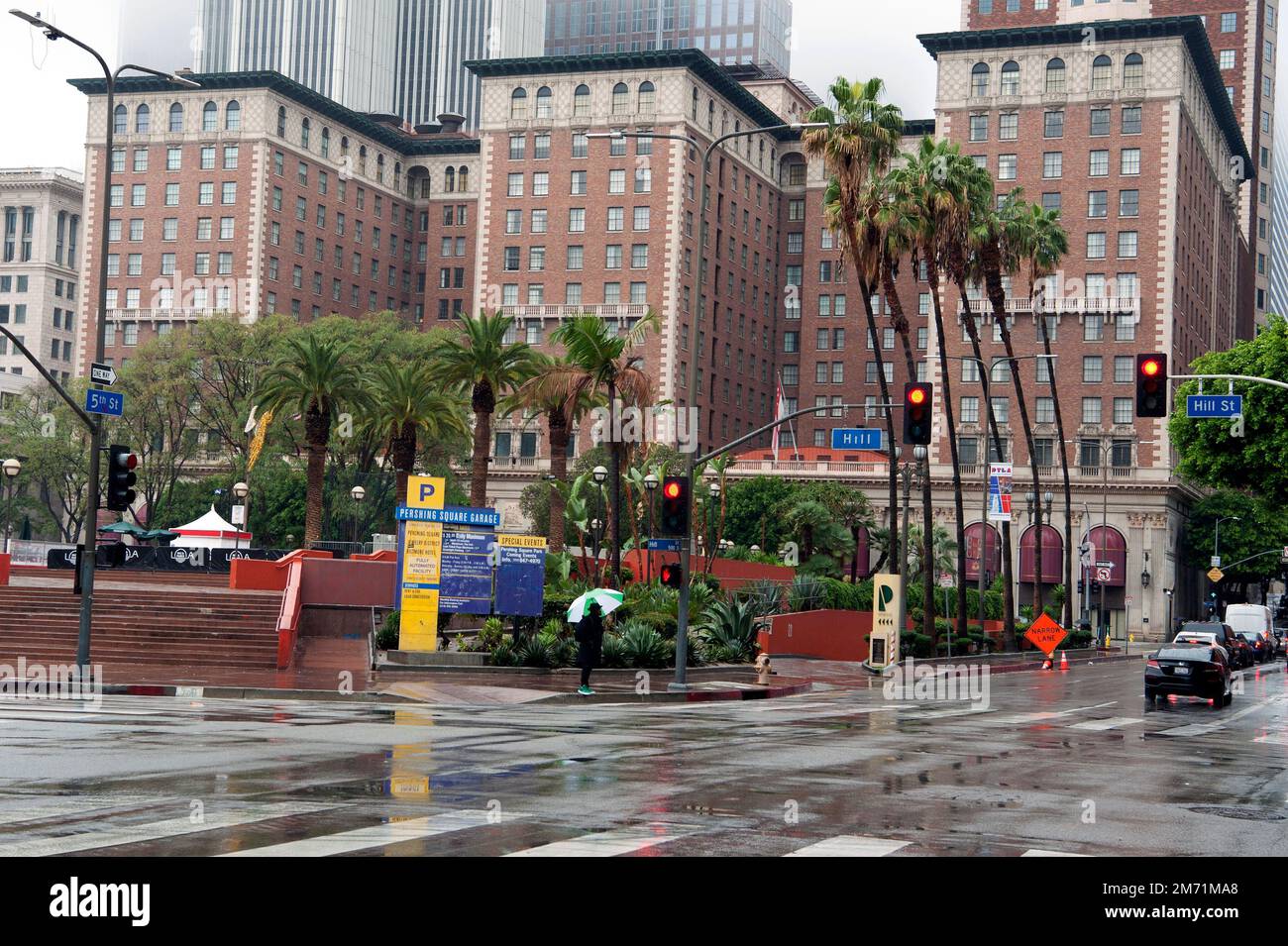 L'hôtel historique Biltmore lors d'une journée de pluie dans le centre-ville de Los Angeles, CA Banque D'Images