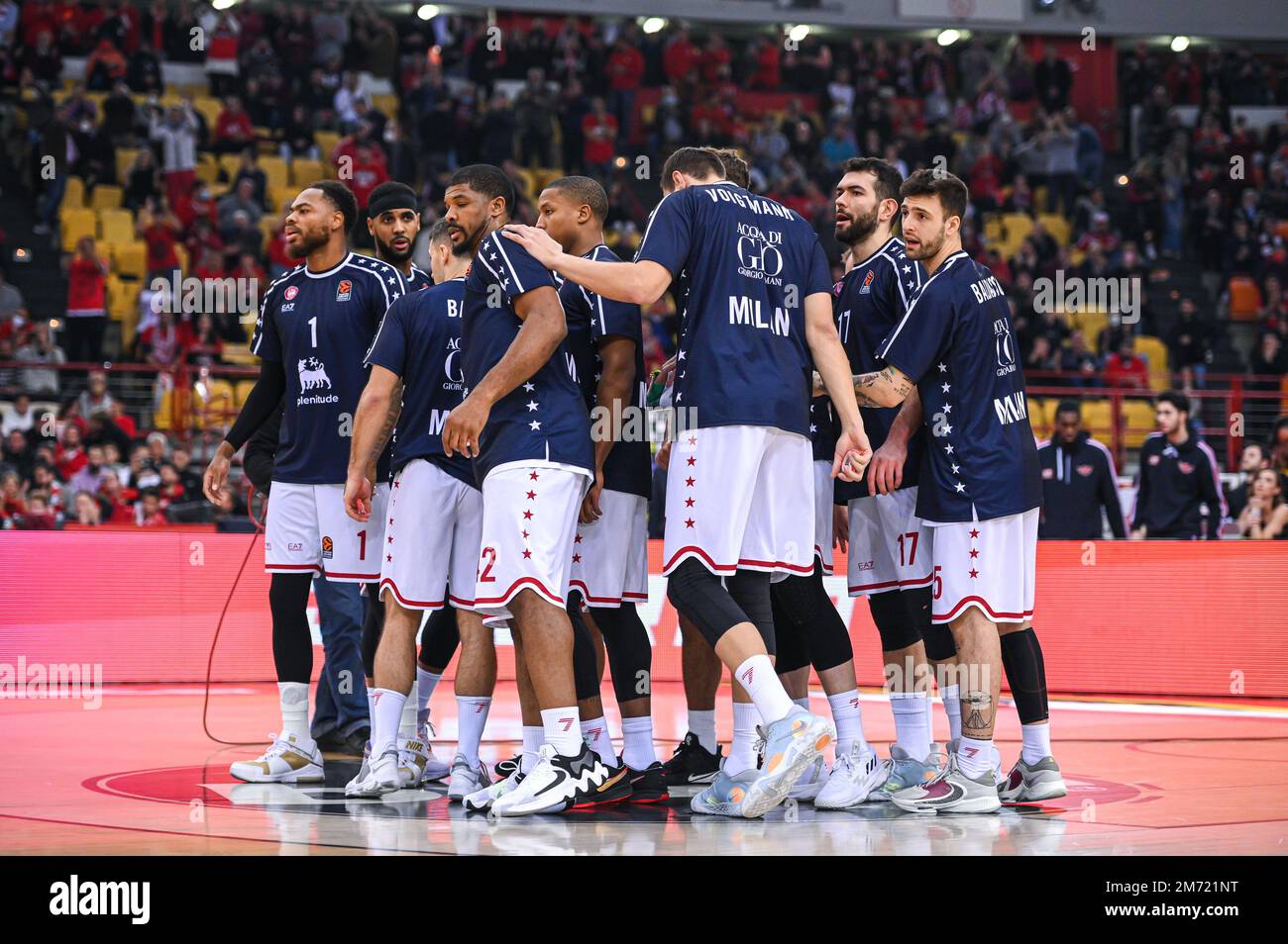 Joueurs de EA7 Emporio Armani Milan pendant l'Euroligue, Round 17, match entre Olympiacos Pirée et EA7 Emporio Armani Milan à Peace and Friend Banque D'Images