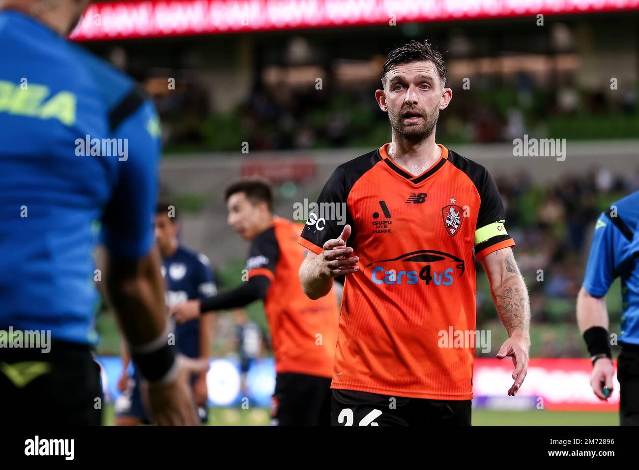 Melbourne, Australie, 6 janvier 2023. James O'Shea, de Brisbane, a roulé lors du match De football masculin a-League entre Melbourne Victory et Brisbane Roar à l'AAMI Park on 06 janvier 2023 à Melbourne, en Australie. Crédit : Dave Helison/Speed Media/Alamy Live News Banque D'Images