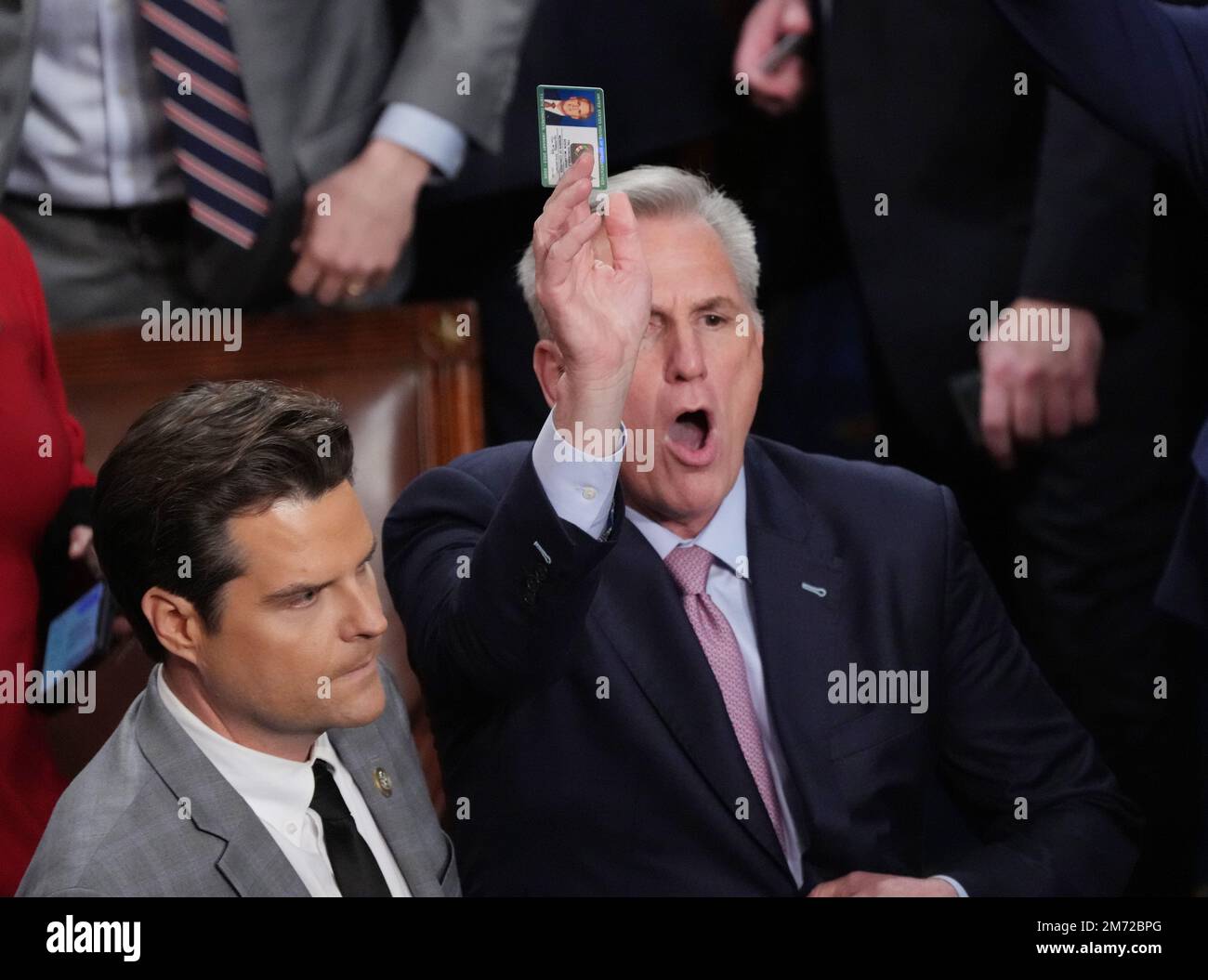 Washington, États-Unis. 06th janvier 2023. Le député Kevin McCarthy, R-CA, vote non à un adjument alors que le vote se poursuit pour le Président aux États-Unis Capitole à Washington, DC, vendredi, 6 janvier 2023. La Chambre procède actuellement à son vote de 15th pour obtenir un président. Photo de Pat Benic/UPI crédit: UPI/Alay Live News Banque D'Images