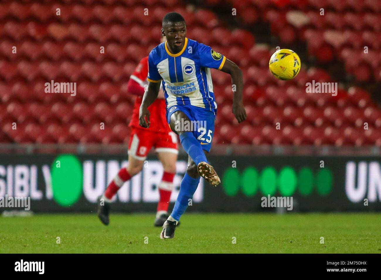 Middlesborough, Royaume-Uni. 7th janvier 2023. Brighton et Hove Albion's Moisés Caicedo lors du match de troisième tour de la coupe FA entre Middlesbrough et Brighton et Hove Albion au stade Riverside, Middlesbrough, le samedi 7th janvier 2023. (Crédit : Michael Driver | MI News) crédit : MI News & Sport /Alay Live News Banque D'Images