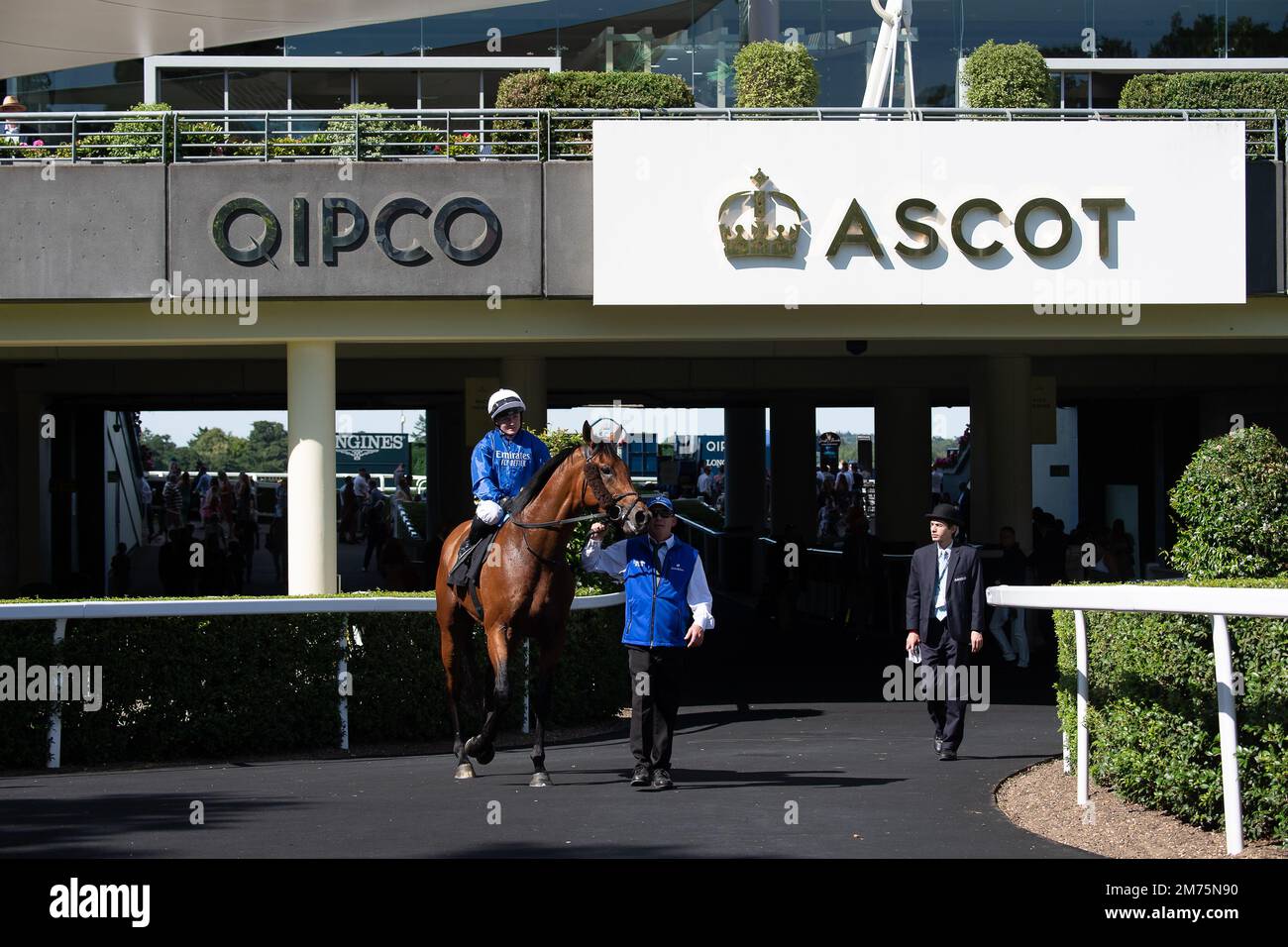 Ascot, Berkshire, Royaume-Uni. 9th juillet 2022. La croisade sauvage de chevaux, criée par le jockey Holly Doyle, remporte les piquets de la cadrape Magnum Classic Ice Cream lors des courses d'Ascot. Propriétaire et sélectionneur Godolphin. Entraîneur Charlie Appleby, Newmarket. Sponsoriser Emirates Fly Better. Crédit : Maureen McLean/Alay Banque D'Images