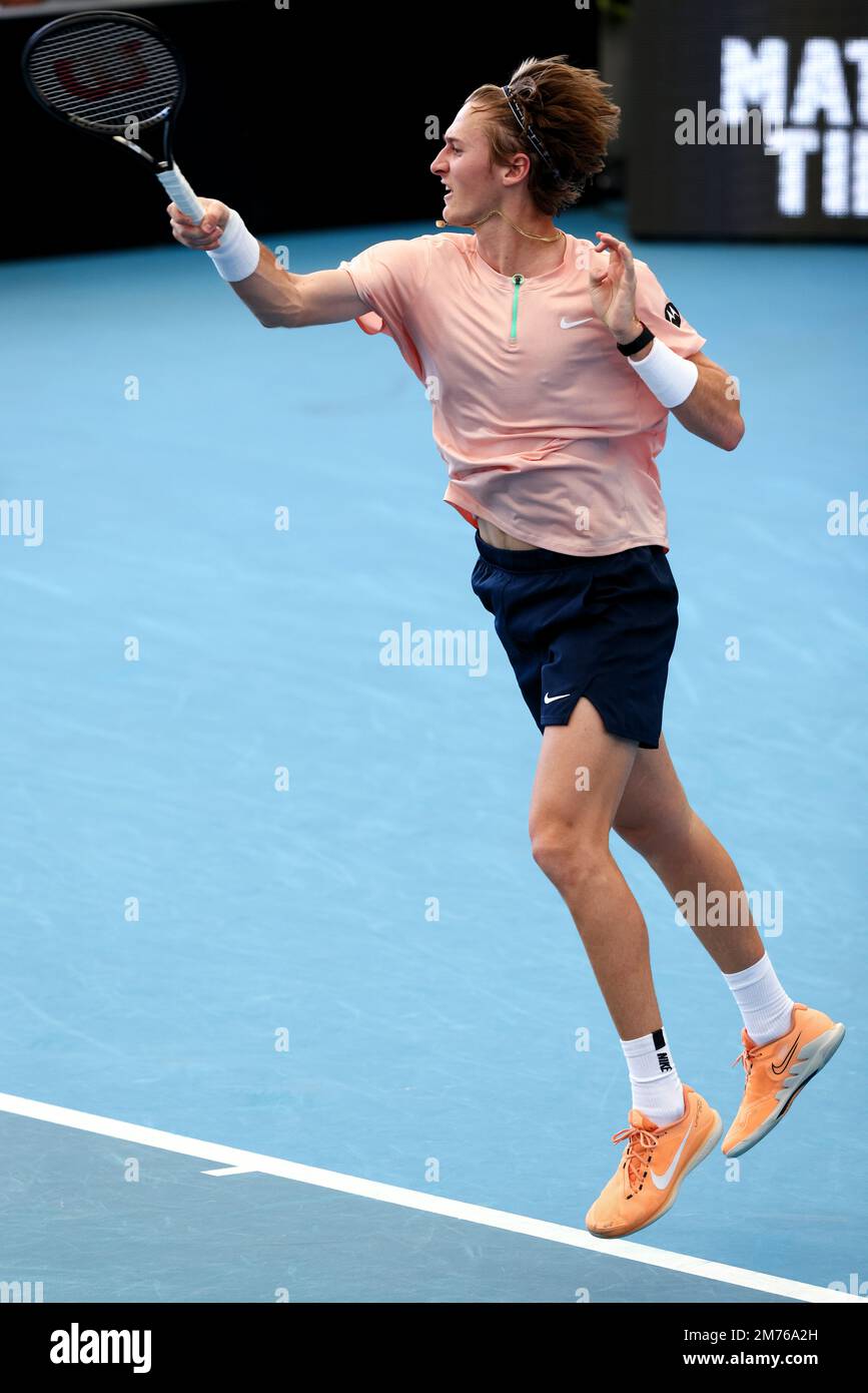 Adélaïde, Australie, 7 janvier 2023. Sebastian Korda, des États-Unis, joue un rôle de prémain lors du match de tennis international d'Adélaïde entre Sebastian Korda, des États-Unis, et Yoshihito Nishioka, du Japon, à Memorial Drive, sur 07 janvier 2023, à Adélaïde, en Australie. Crédit : Peter Mundy/Speed Media/Alay Live News Banque D'Images